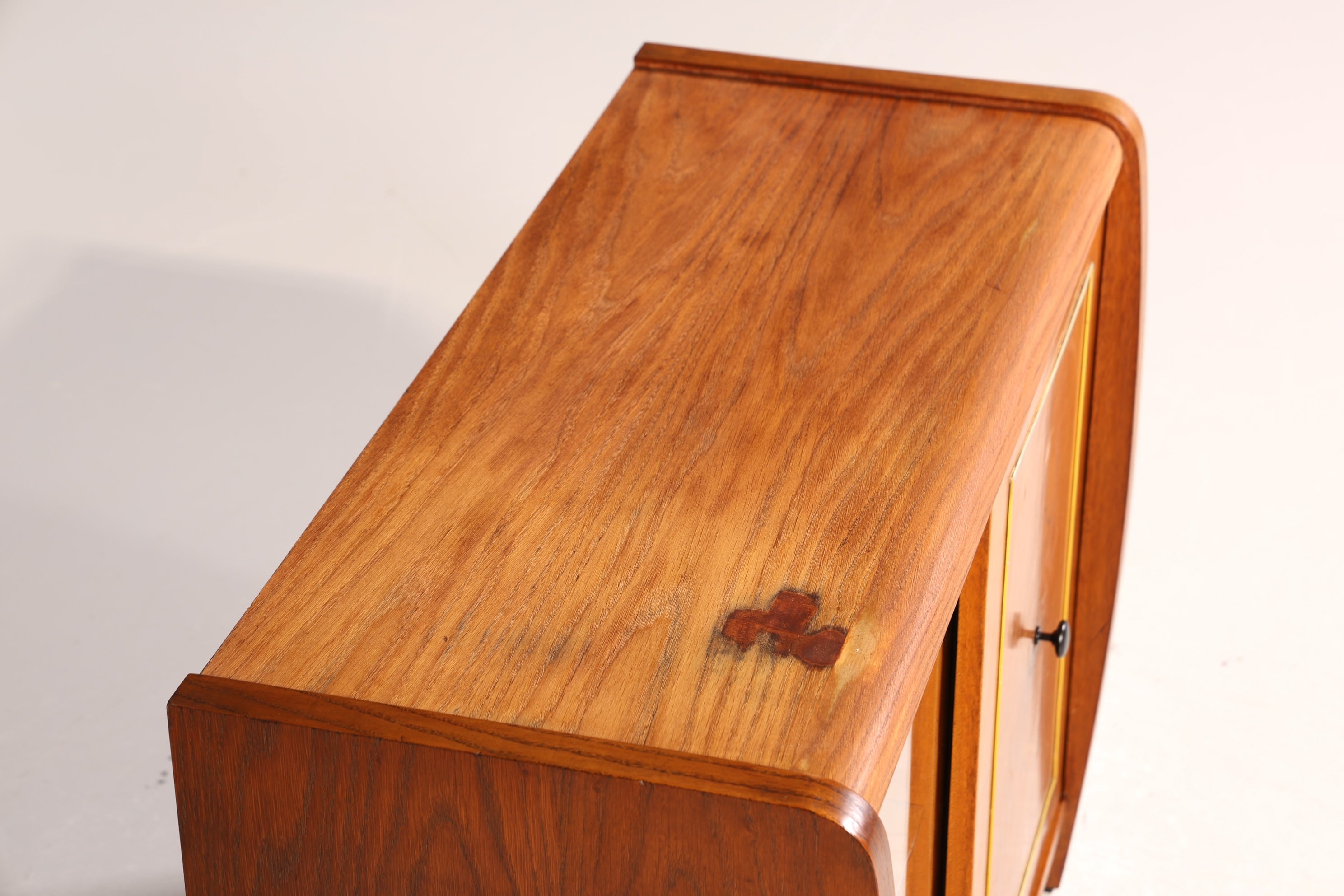 Wunderschöne Mid Century Vitrine Retro Barschrank Vintage Bar Schrank Sideboard