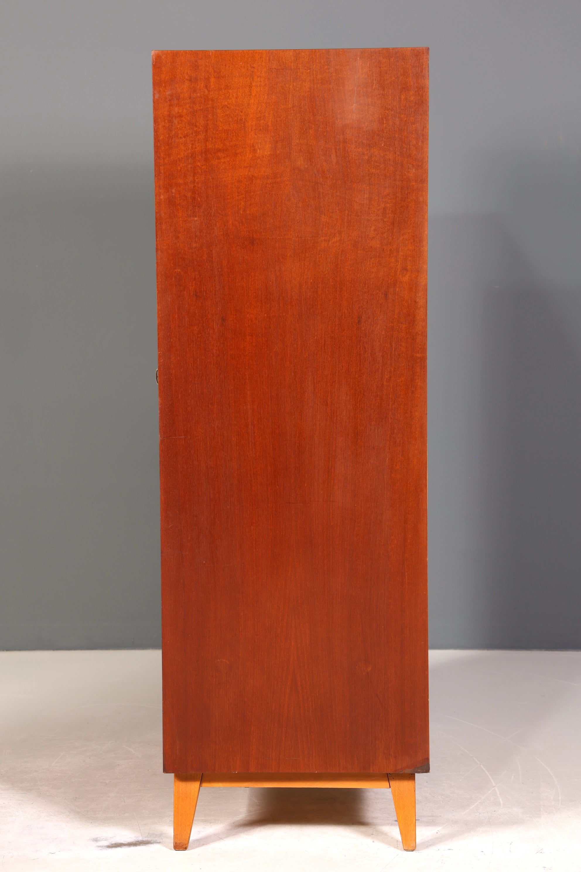 Traumhafter Mid Century Kleiderschrank Vintage Schrank Retro Wäscheschrank