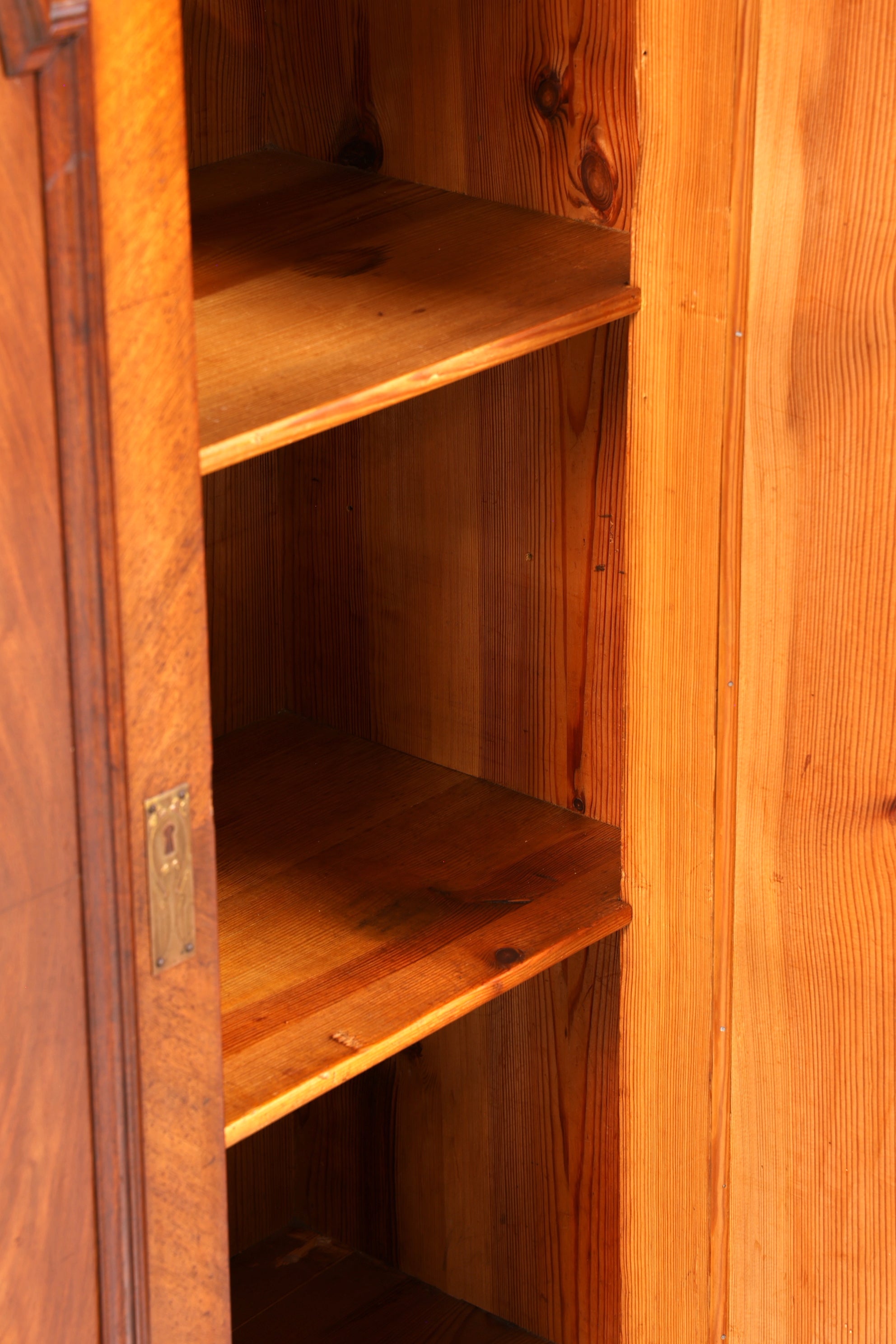 Traumhafter Louis Philippe Schrank um 1880 Gründerzeit Vertiko Highboard Schrank