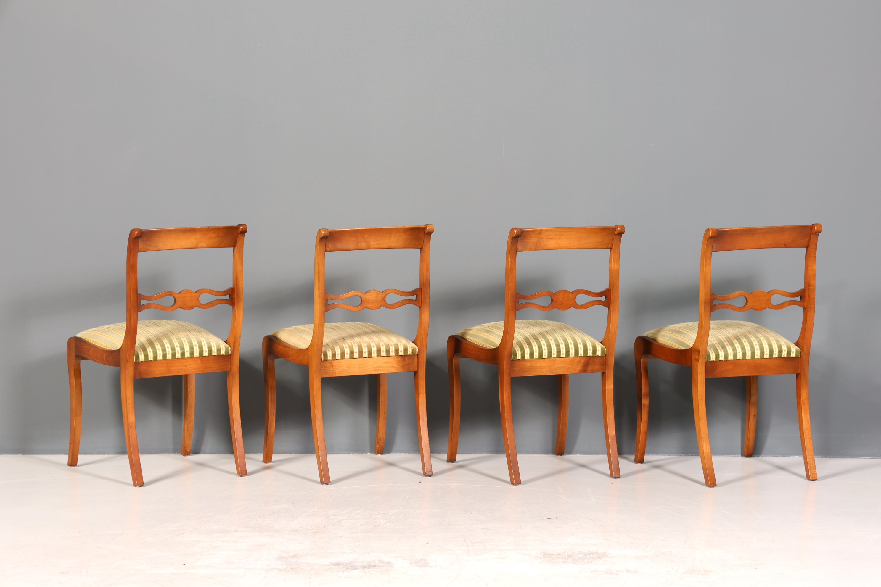 4x Wunderschöne Englische Stühle Englisch Dining Chairs Küchenstühle Stuhlset