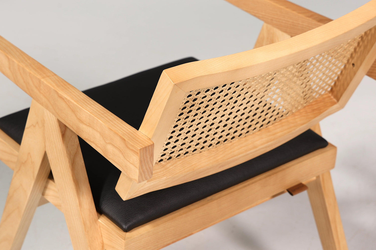 Sehr edler Korbgeflecht Stuhl "Vienna Wood +" Armlehnsessel Bauhaus Relax Lounge Chair Stuhl Esszimmer Stuhl Küchenstuhl