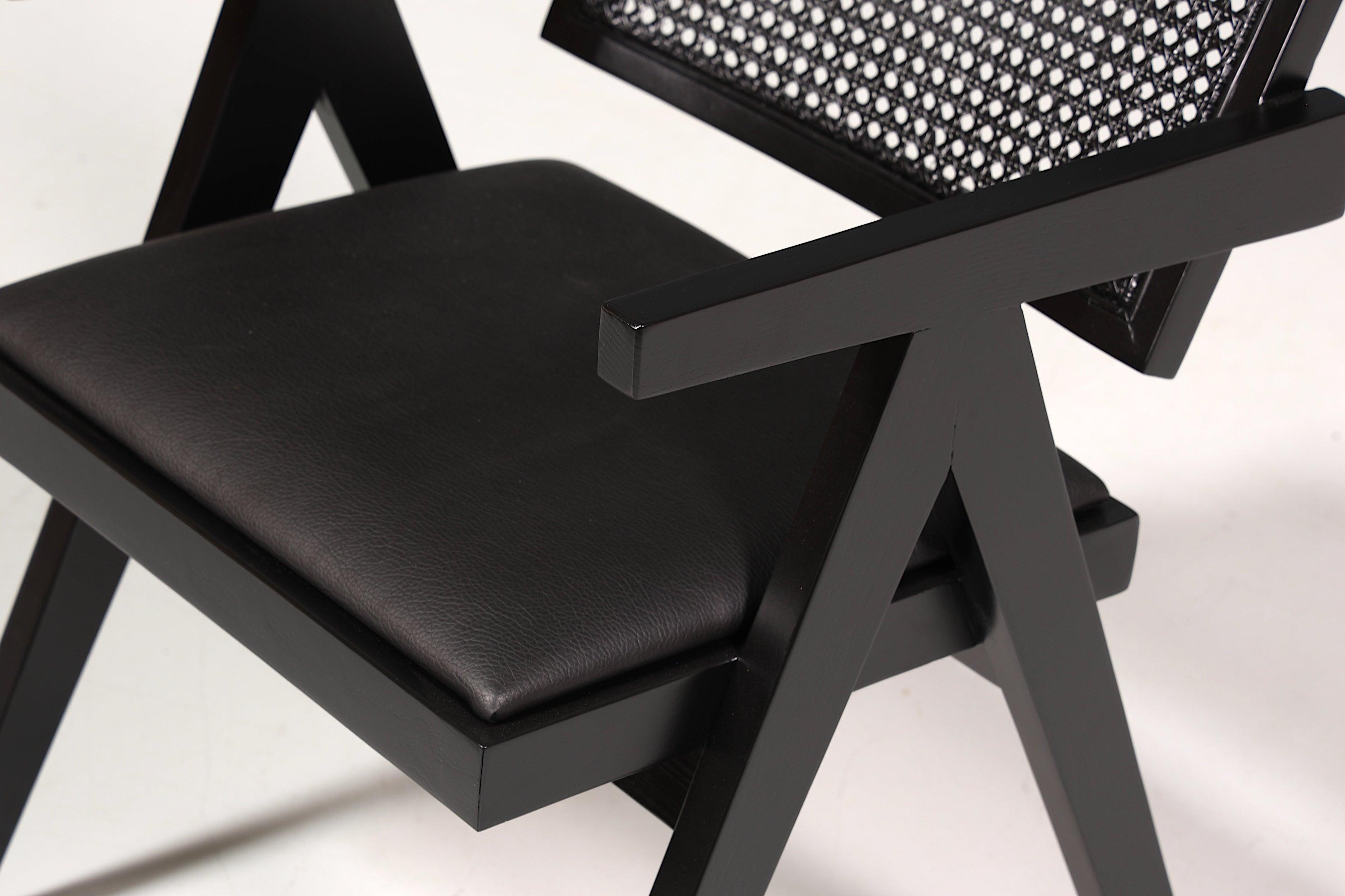 Sehr edler Korbgeflecht Stuhl "Vienna Black +" Armlehnsessel Bauhaus Relax Lounge Chair Stuhl Esszimmer Stuhl Küchenstuhl