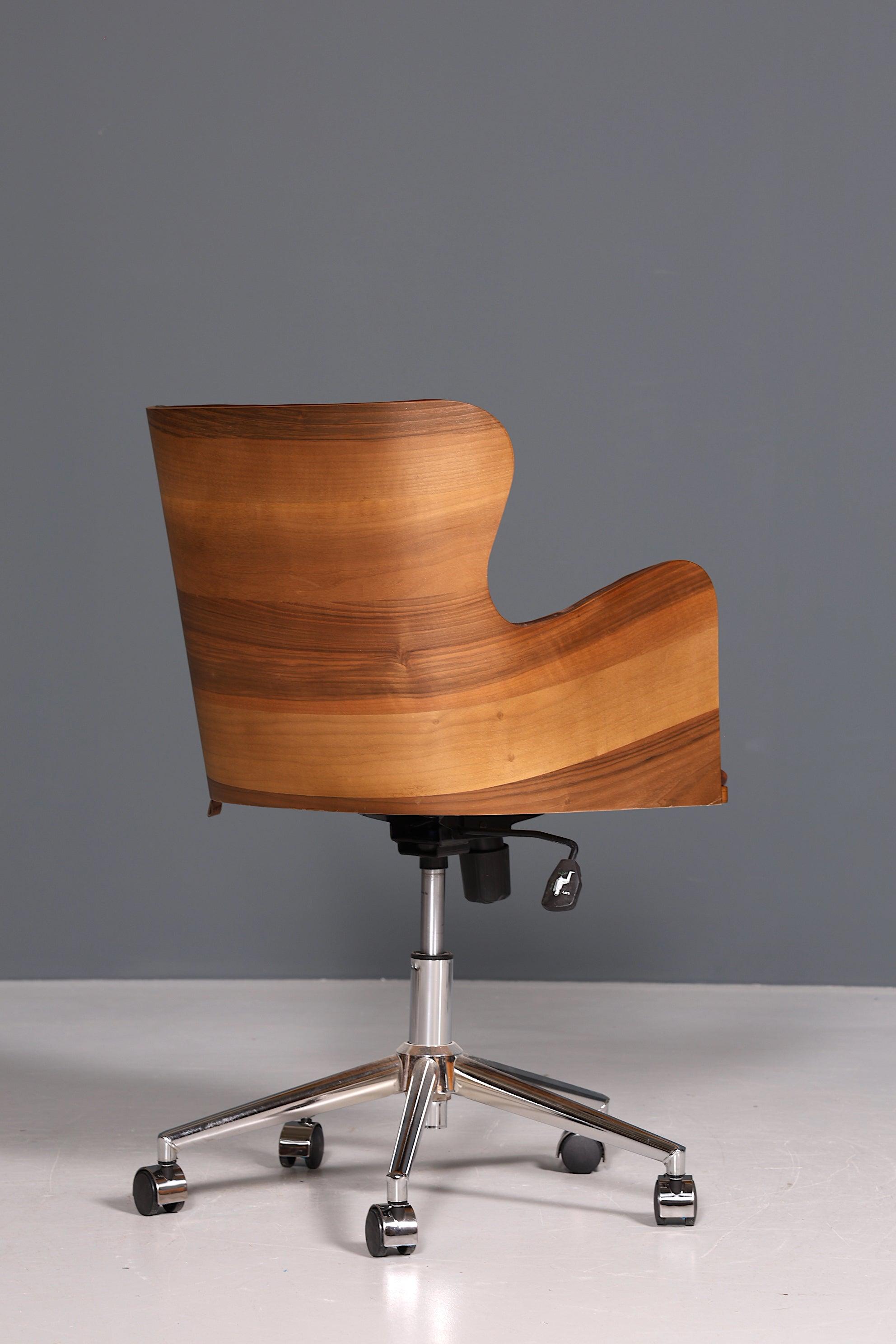 Chesterfield Büro Armlehnstuhl "Leon-Office" Nussbaum braun