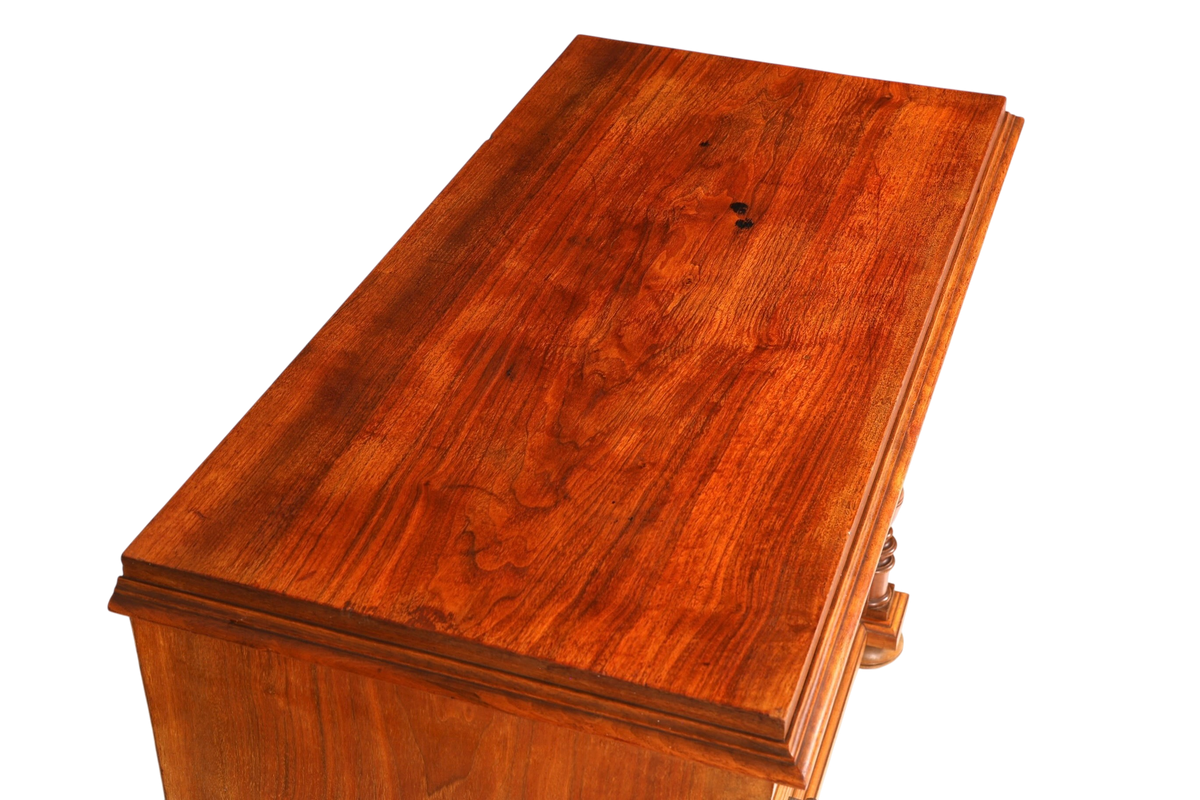Stilvolles Gründerzeit Kommode Louis Philippe Schubladenkommode Nussbaum Sideboard um 1880