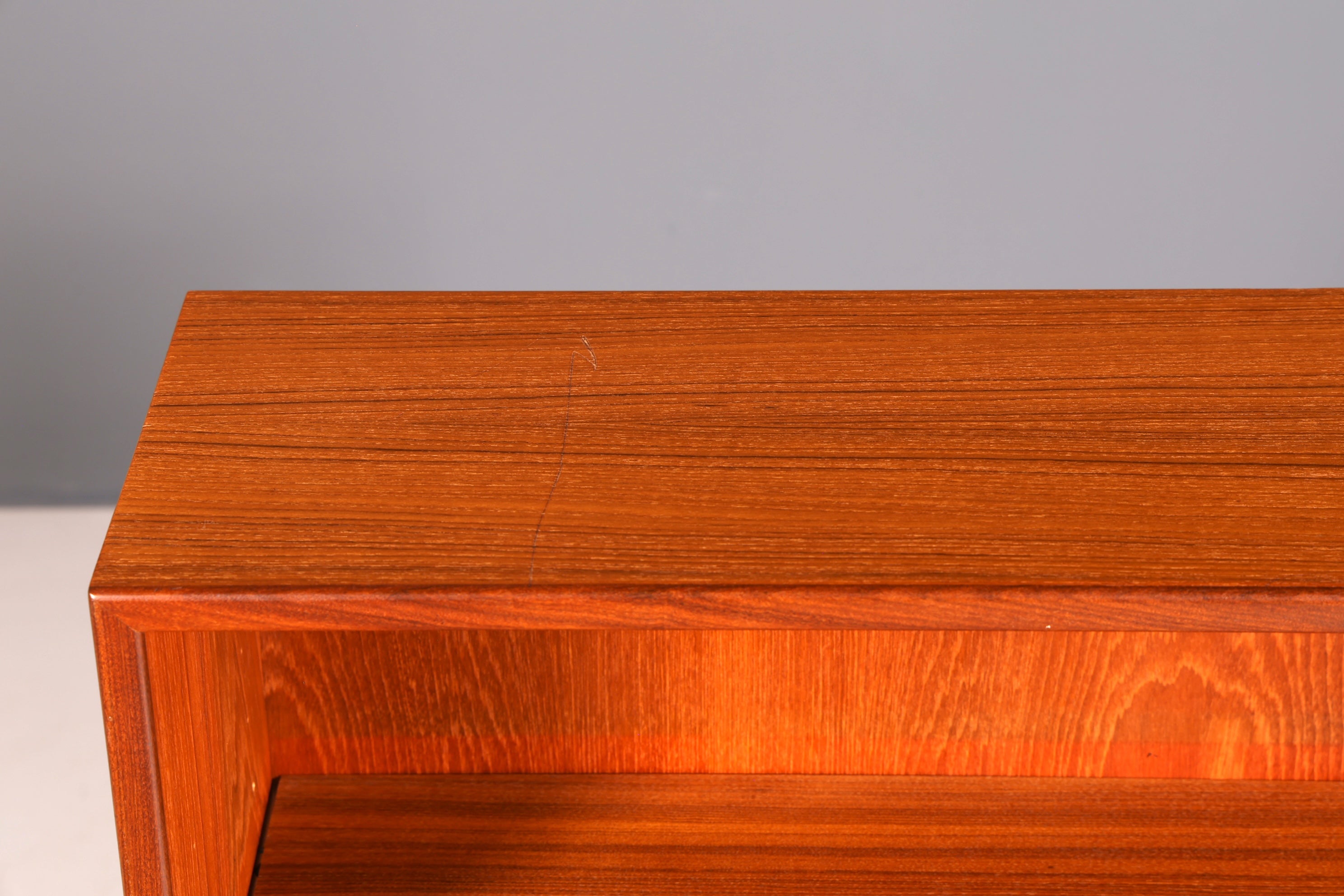 G425 Finish Wunderschönes Mid Century Regal Vintage Bücherregal 60er Jahre Holz Regal (Kopie 7)