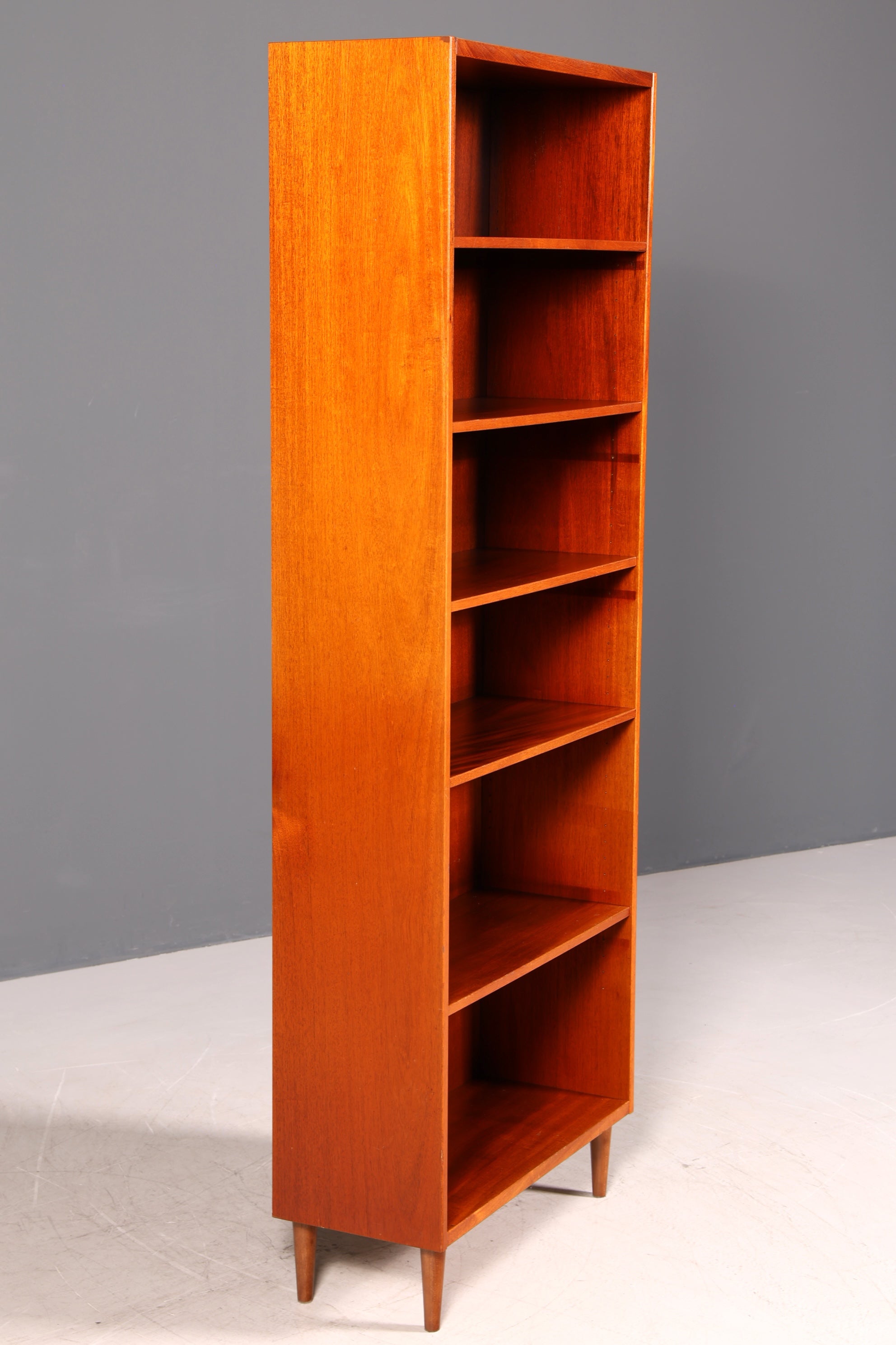 G429 Finish Schlichtes Mid Century Regal Vintage Bücherregal Schrank Buchablage 60s Bookshelf (Kopie 2)
