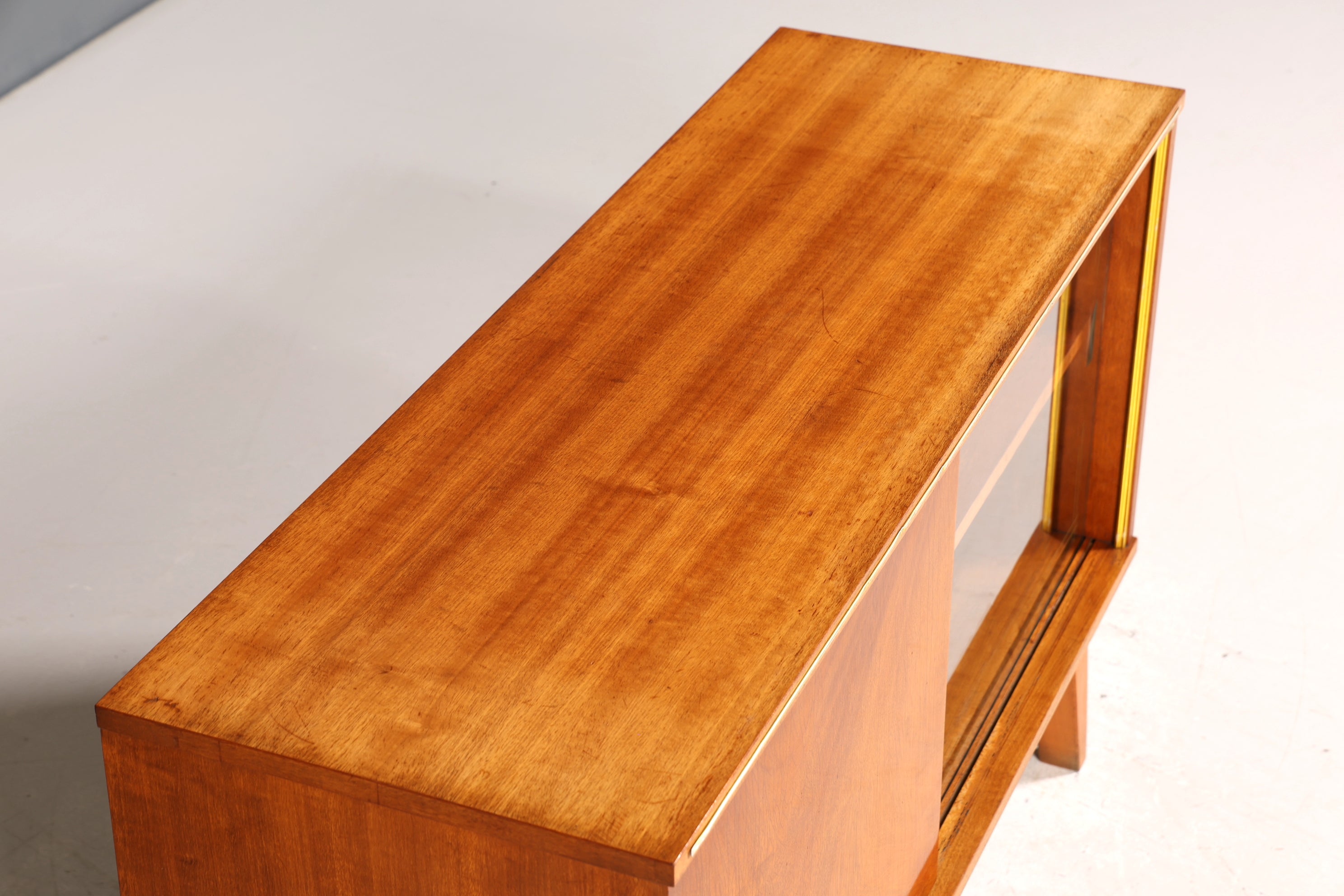 Wunderschönes Mid Century Sideboard Vintage Vitrine Retro Kommode TV Schrank Flurkommode 60s