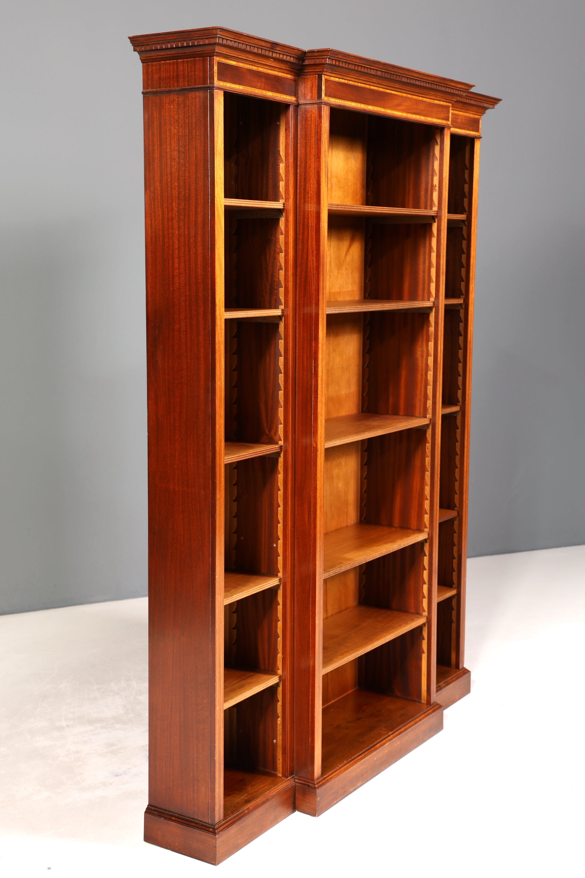 Wunderschönes Englisches XXL Bücherregal Antik Regal Bookshelf Buchablage 60s
