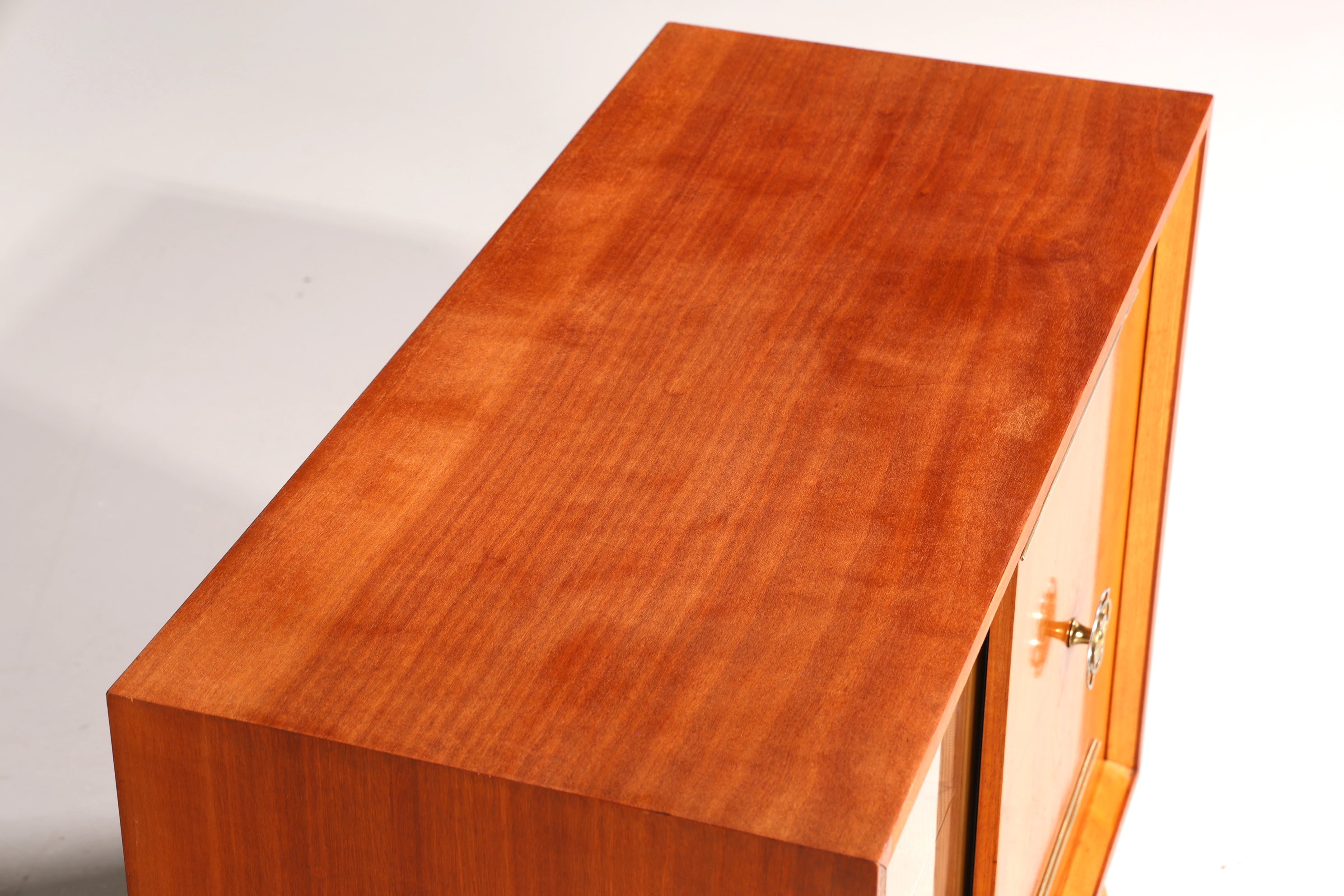 Traumhaftes Mid Century Sideboard Vintage Vitrine Schiebetür Kommode Bar Schrank 60s