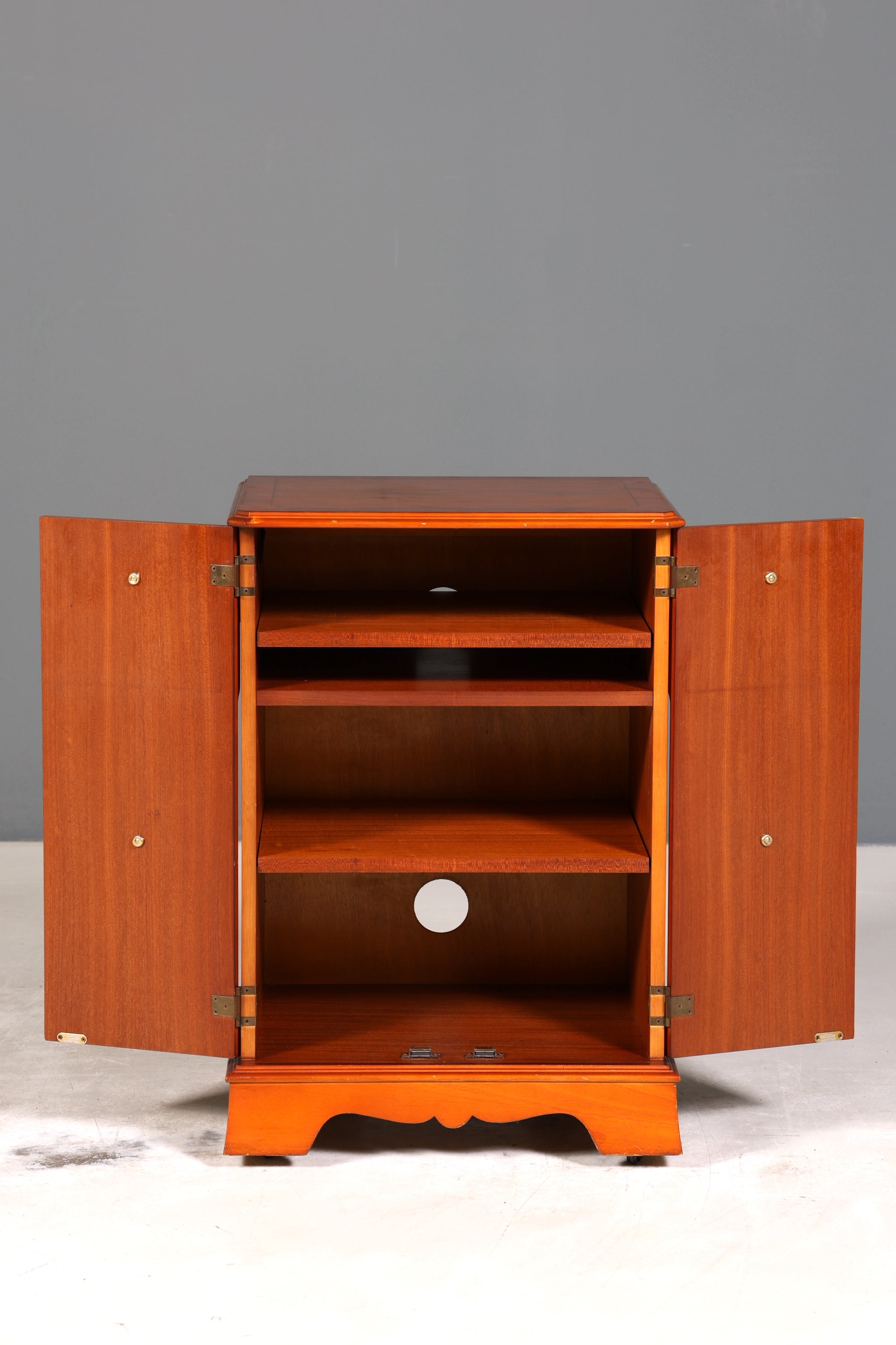 Traumhafter Englischer Schrank echt Holz Hifi Kommode Antik Stil Schallplatten Schrank 60s