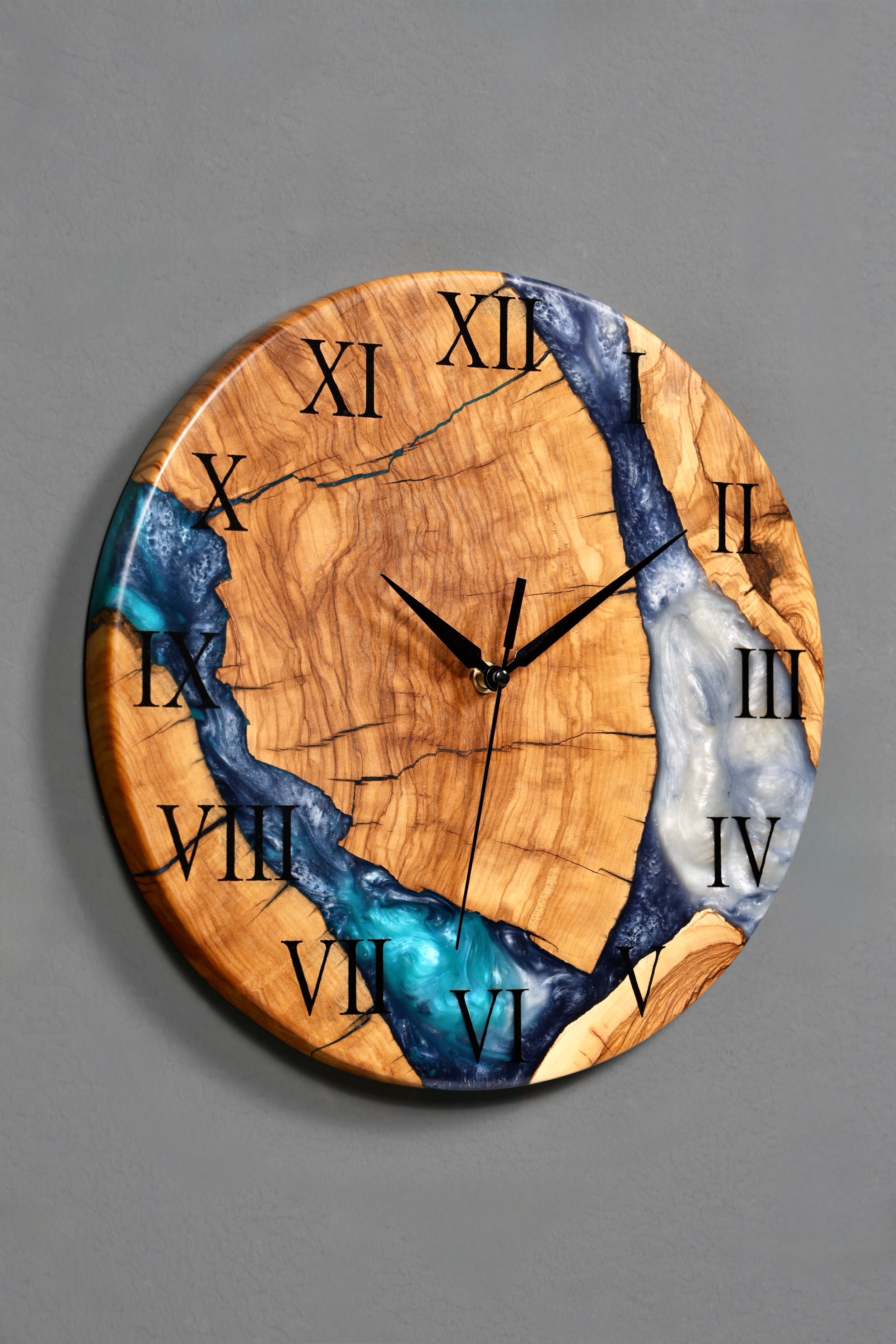 Exklusive Handgefertigte Epoxidharz Wanduhr Olivenbaum Uhr Epoxy Analog Uhr