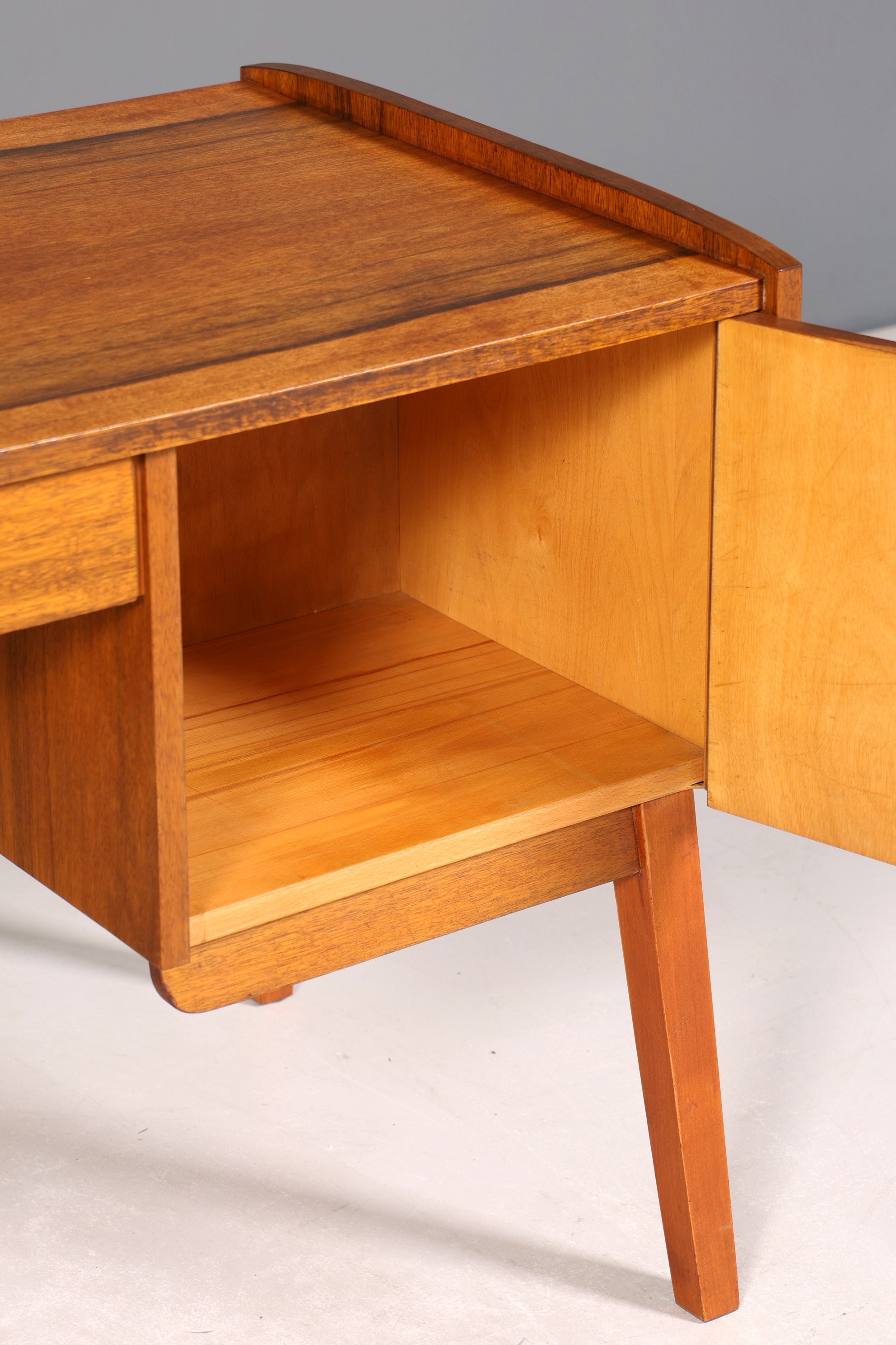 Wunderschöner Mid Century Schreibtisch Danish Design Bürotisch Vintage Office Table