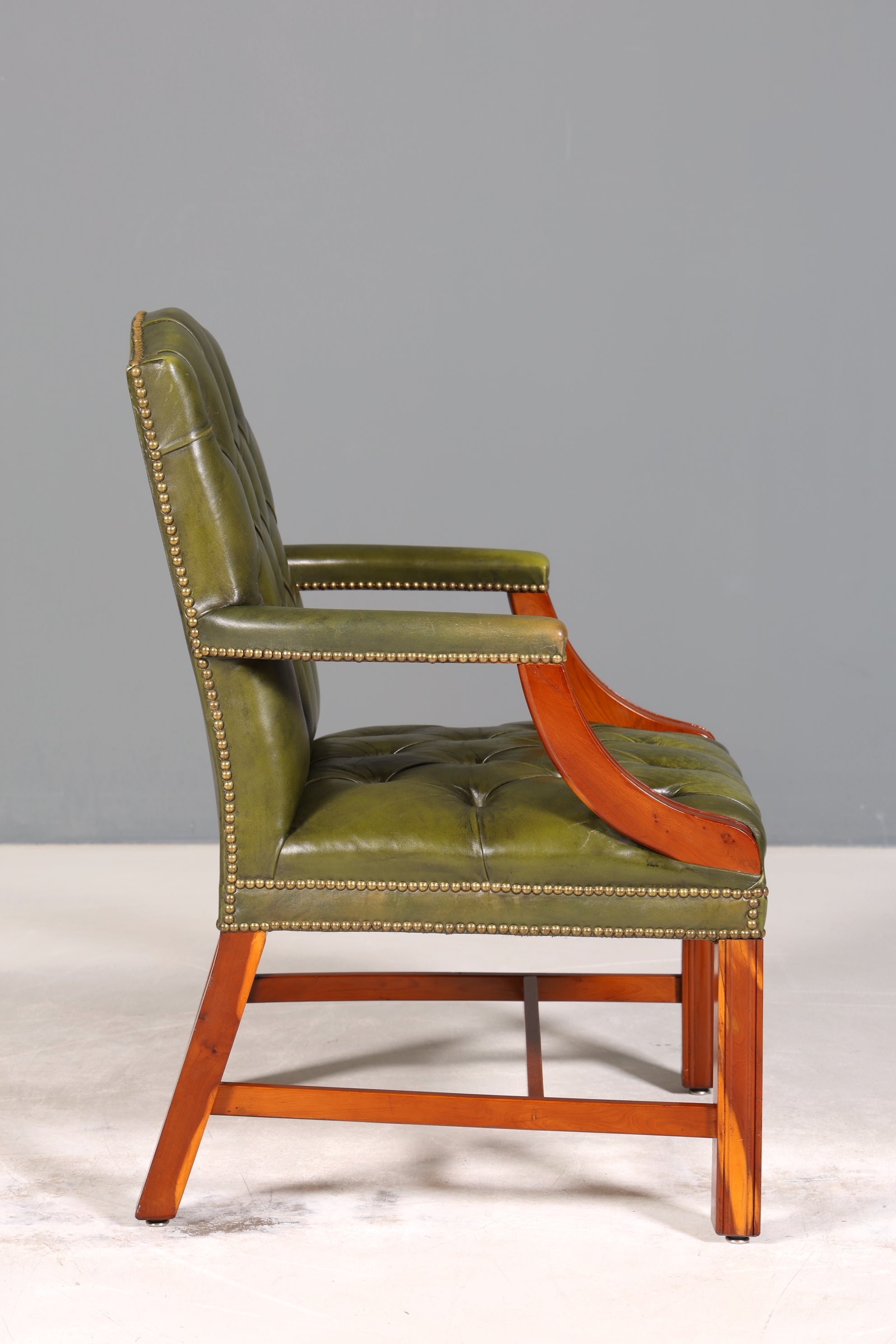 Edler Original Chesterfield Sessel Englisch Leder Herrensessel UK Armlehnsessel