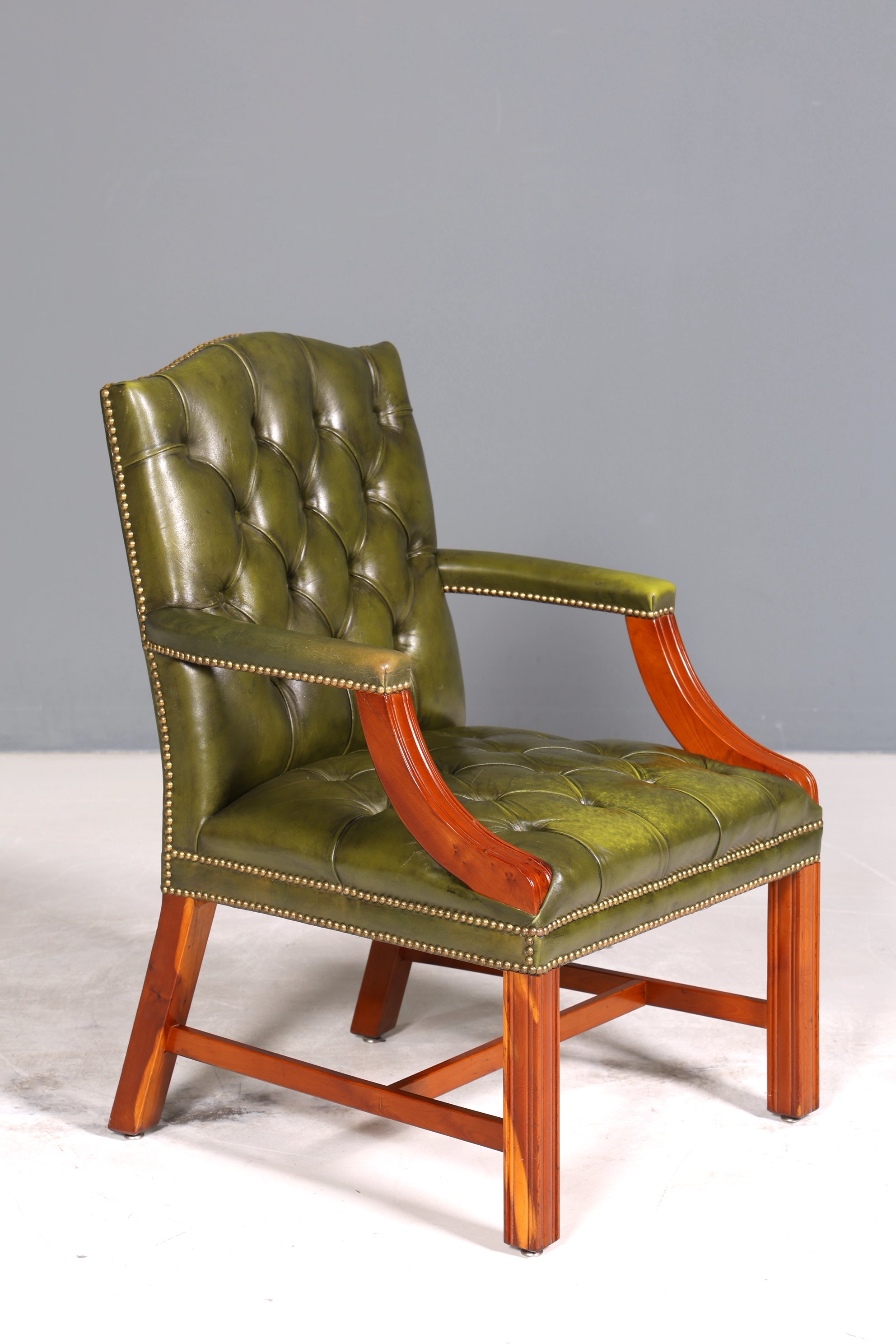 Edler Original Chesterfield Sessel Englisch Leder Herrensessel UK Armlehnsessel