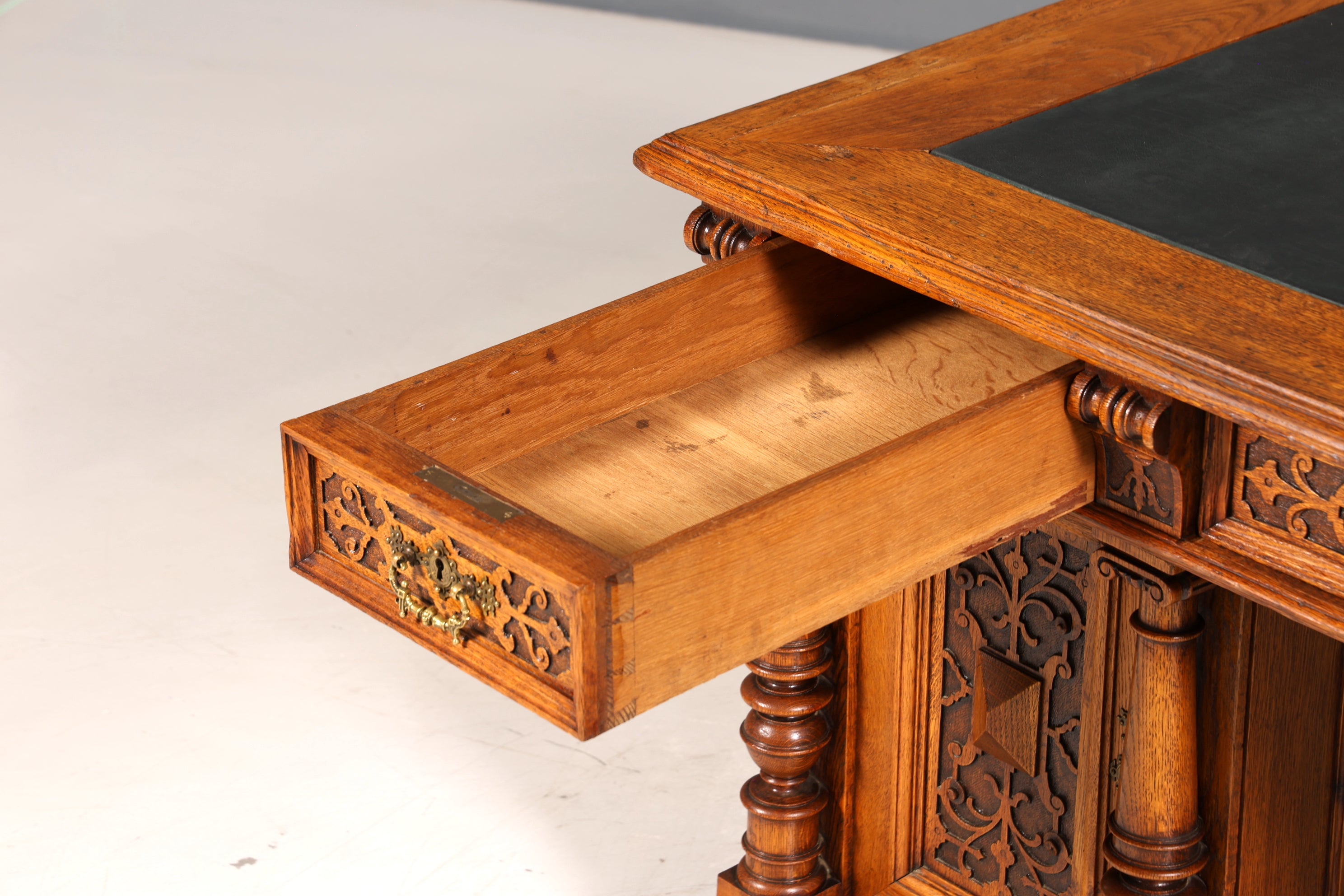 Traumhafter Gründerzeit Schreibtisch Jugendstil Bürotisch echt Holz Antik Office Desk