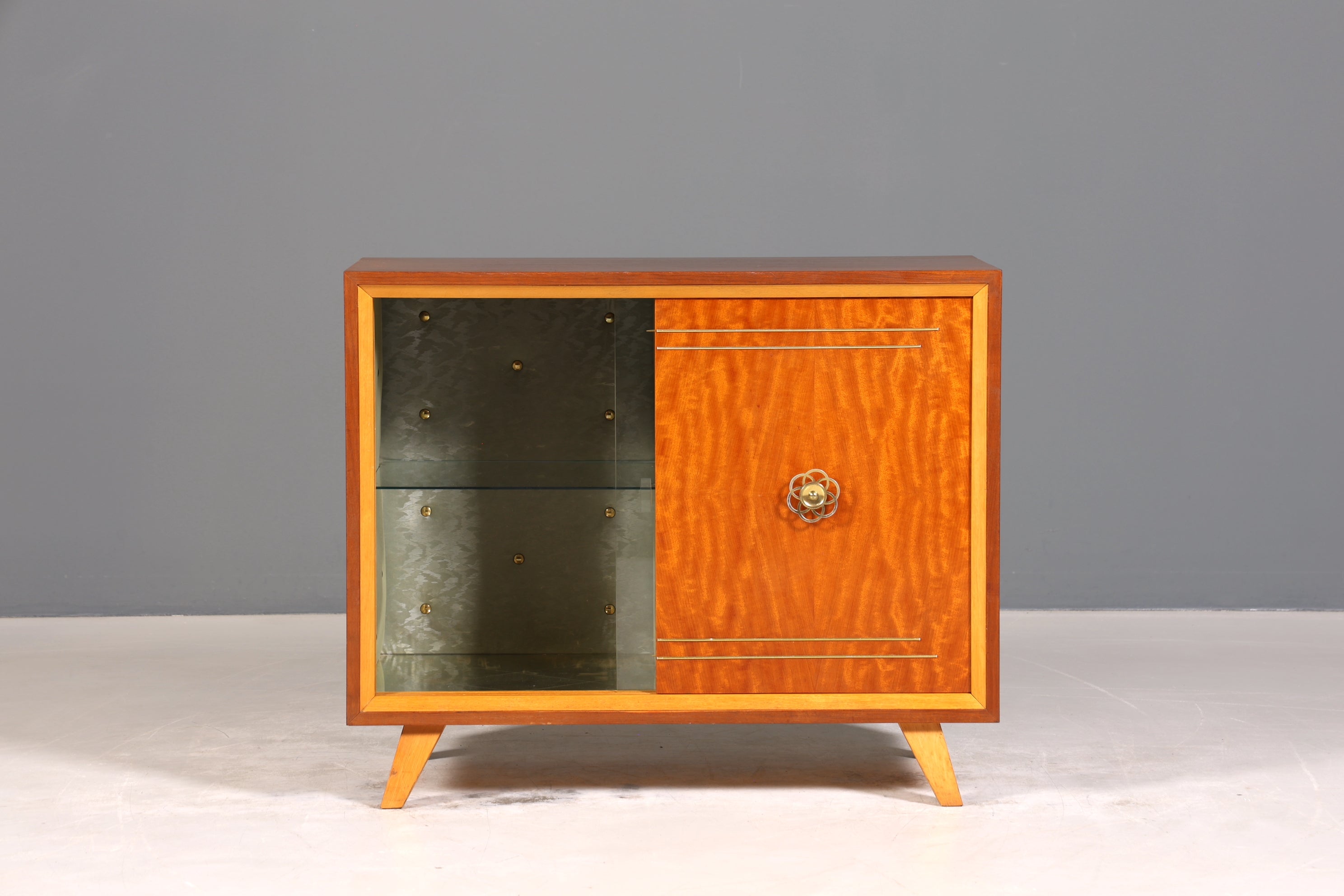 Wunderschöne Mid Century Vitrine Retro Barschrank Vintage Bar Schrank Sideboard