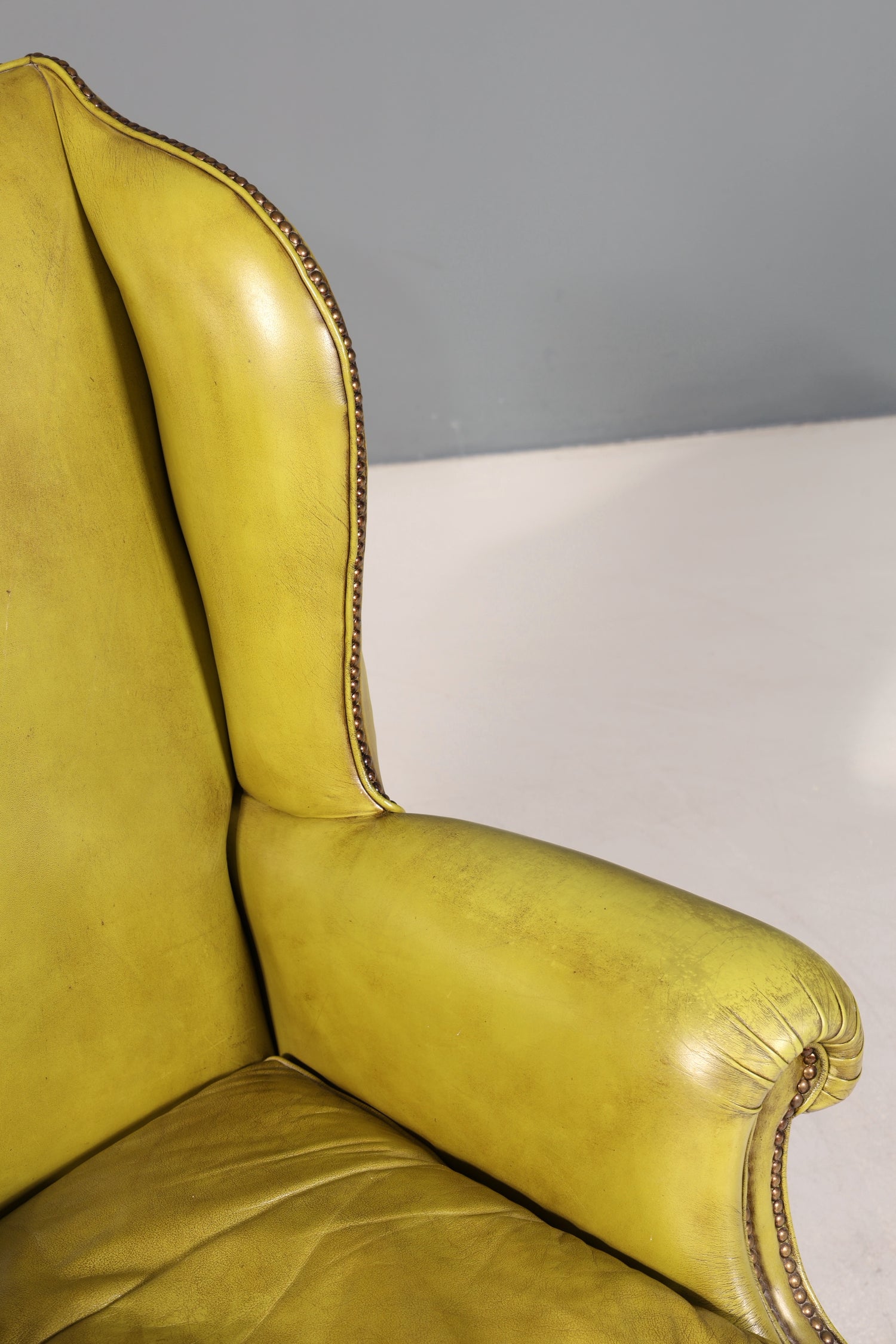 Wunderschöner Englischer Ohrenbacken Sessel Englisch Leder Herrensessel UK Armlehnsessel 1 von 2