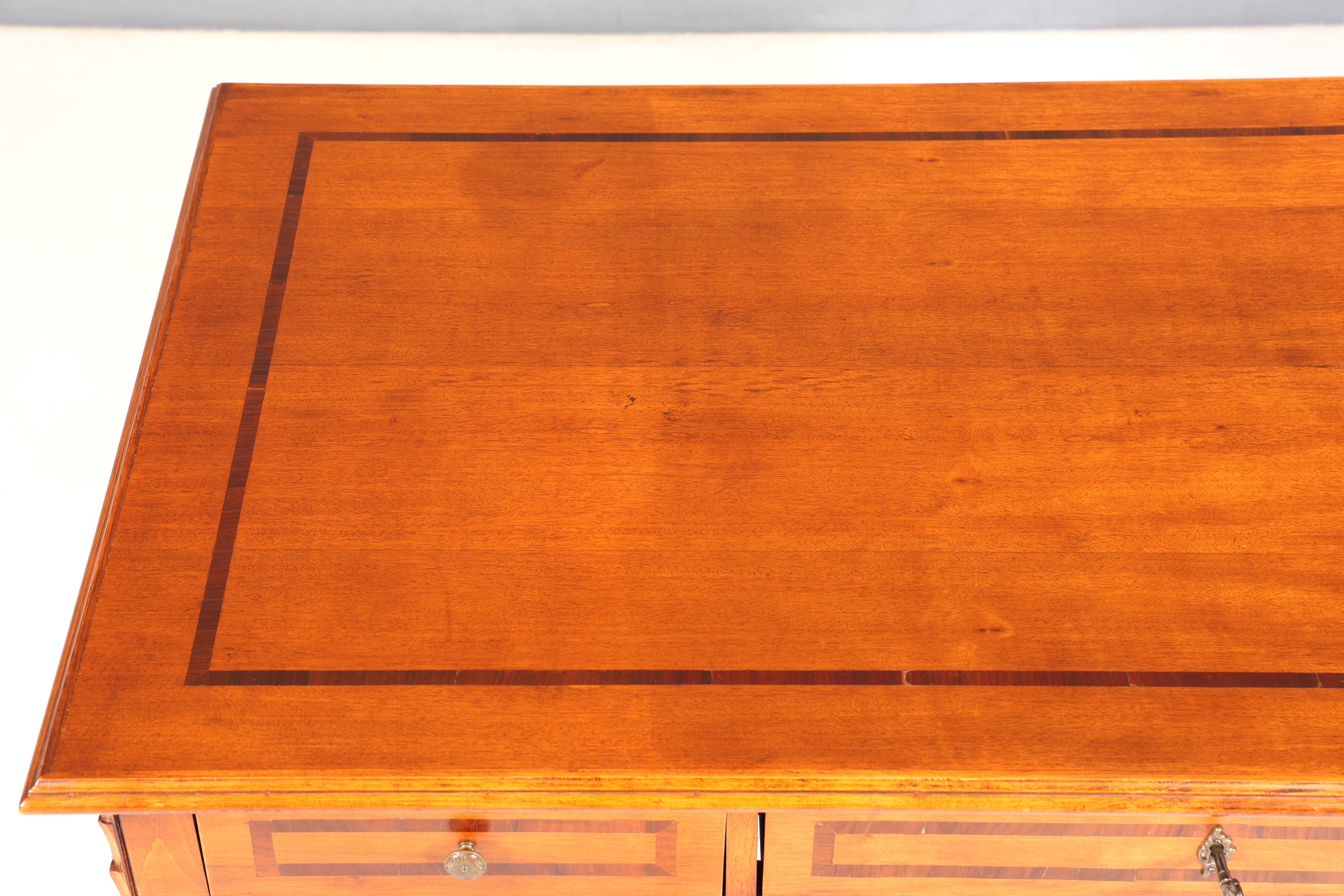 Traumhafter Schreibtisch im Barock Stil Bürotisch echt Holz Antik 60s Office Desk