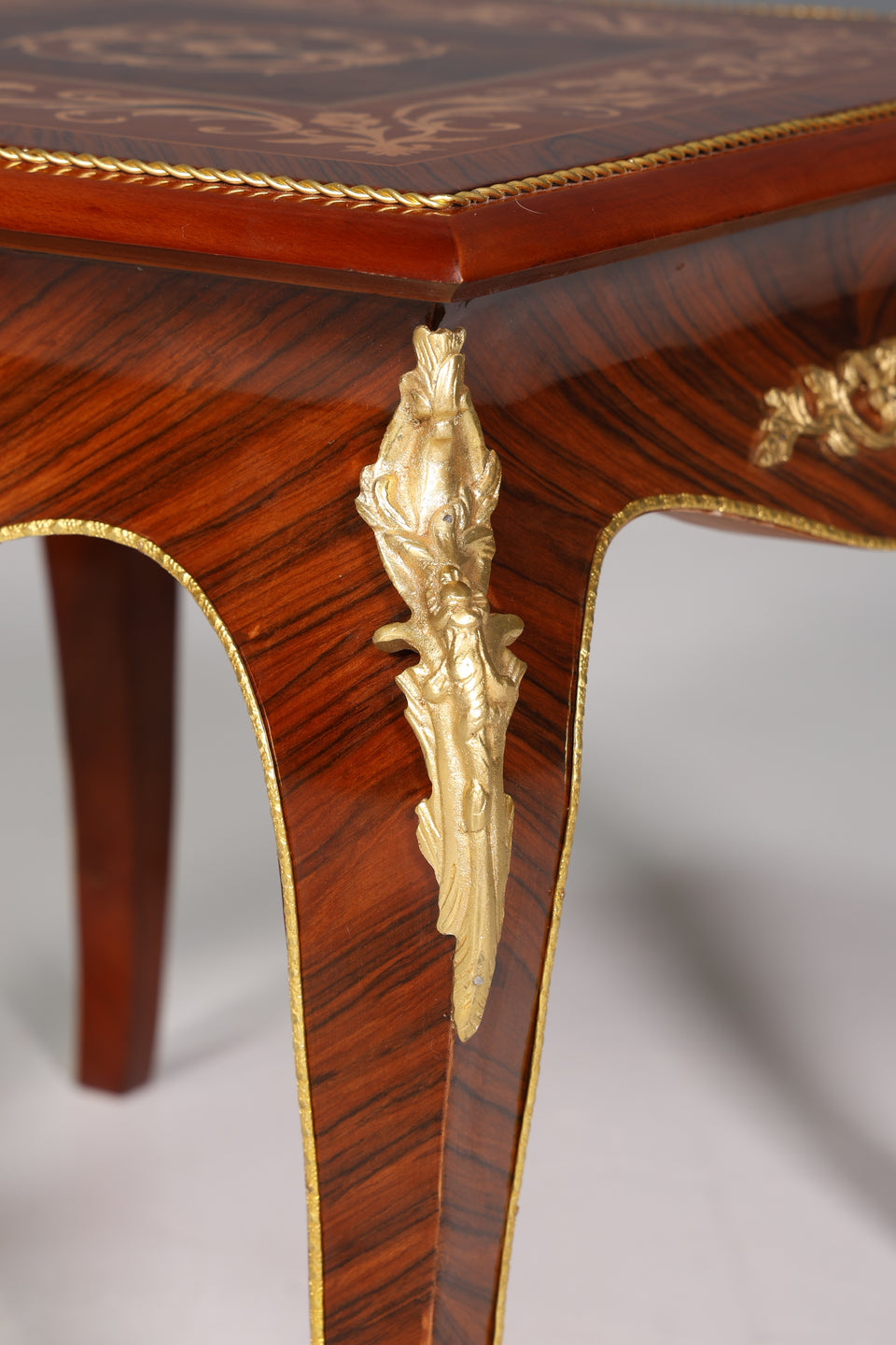 Traumhafter Barock Stil Louis XV Couchtisch Antik Stil Ablagetisch Beistelltisch 1 von 2