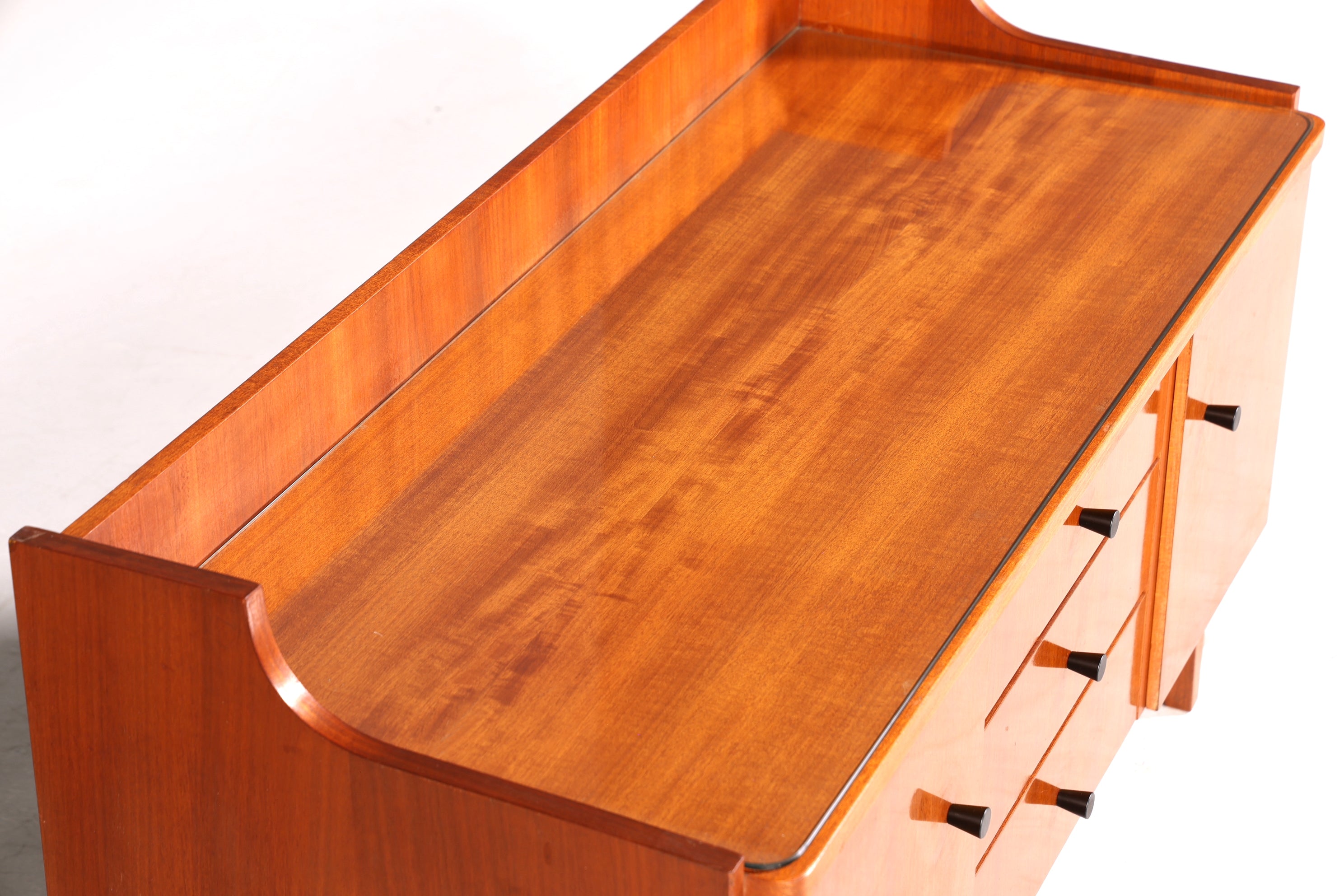 E839 Finish Wunderschönes Mid Century Sideboard Vintage Kommode TV Schrank Flurkommode 60s (Kopie)