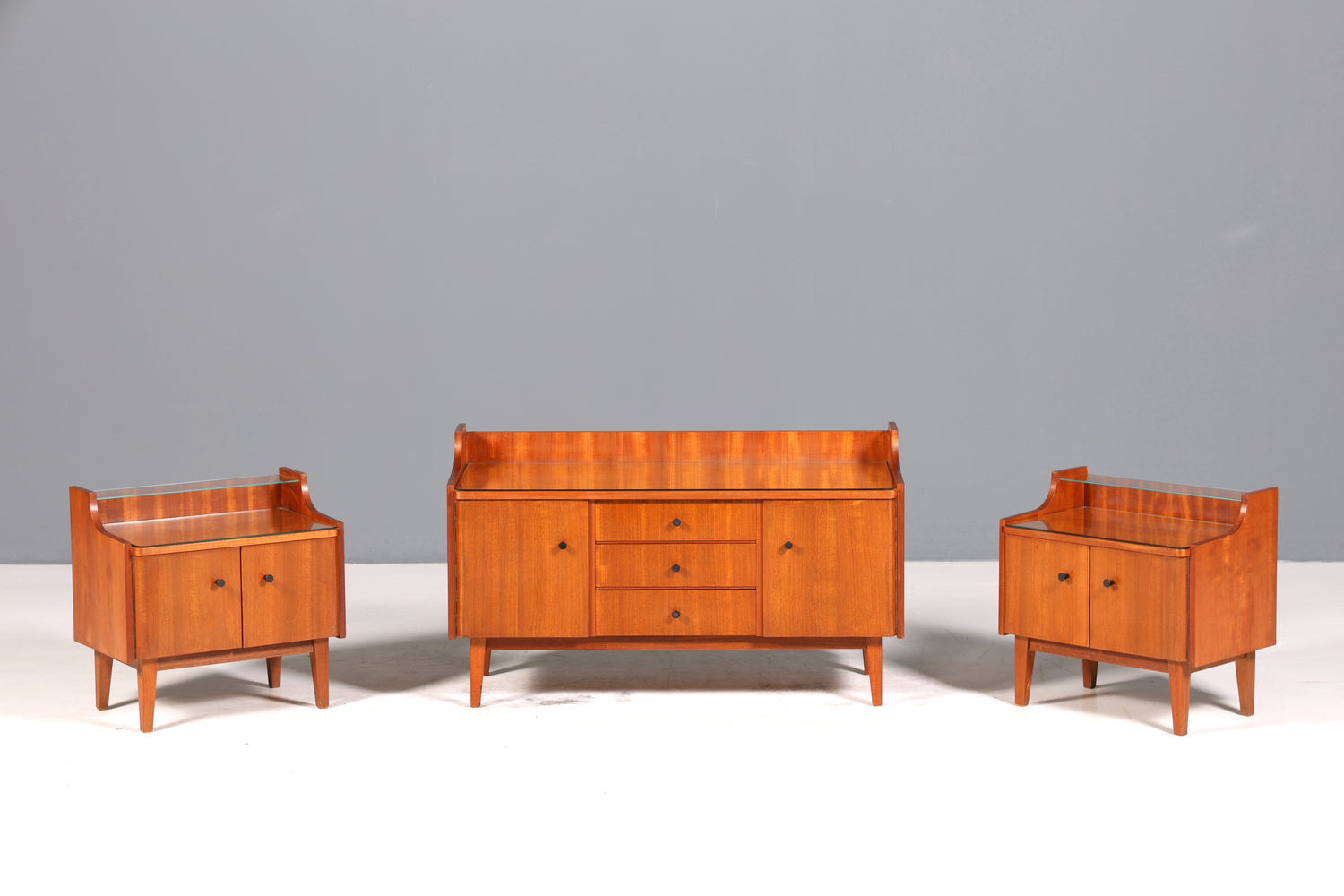 E837 Finish Wunderschöne Mid Century Kommode Vintage Nachttisch 60s Schubladenkommode