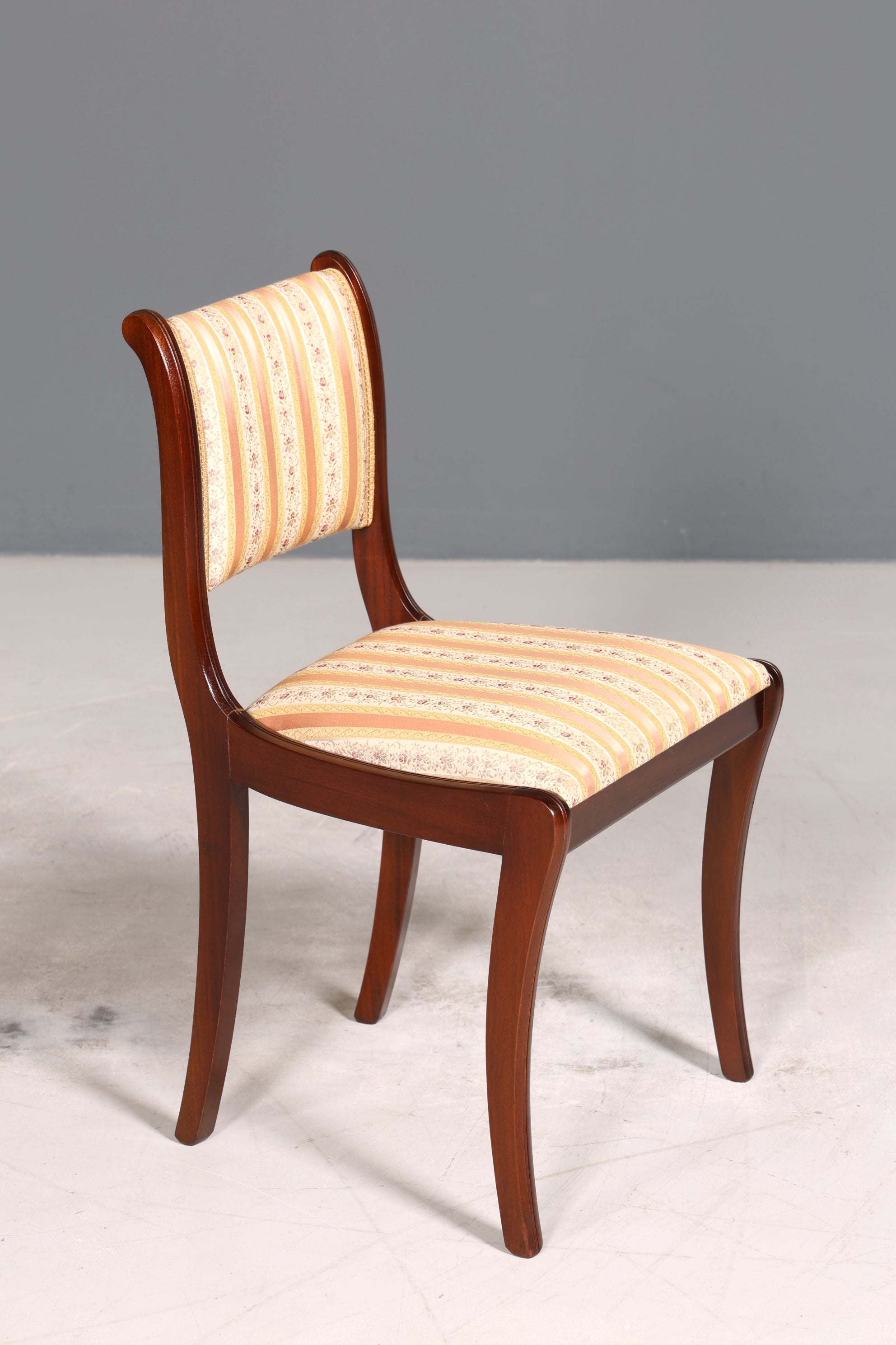 4x Stilvolle Englische Stühle Englisch Dining Chairs Antik 60er Jahre Küchenstühle Stuhlset