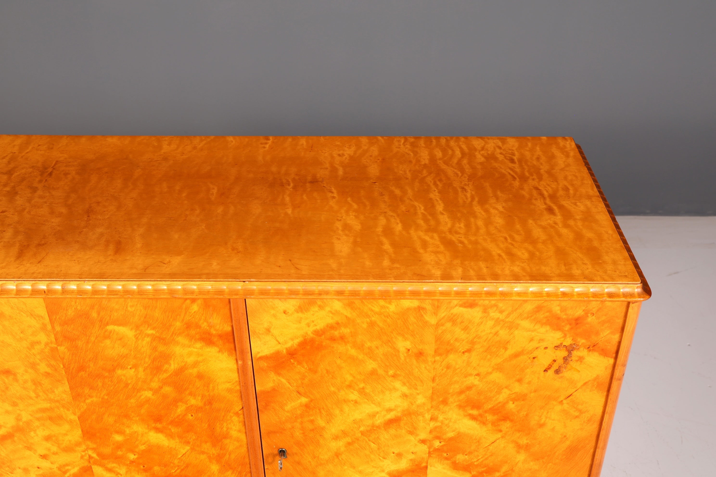 Stilvoller Original Art Deco Schrank Vertiko Sideboard um 1930 Highboard Kommode