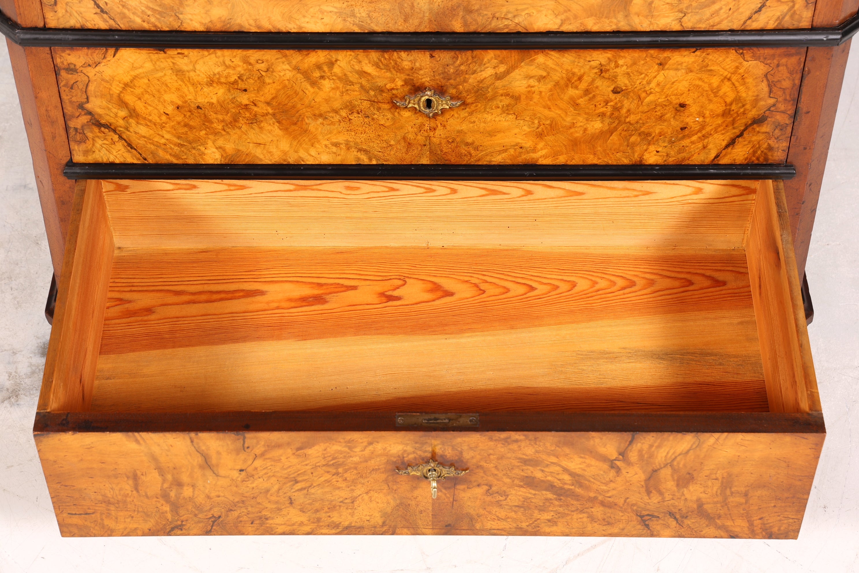 Wunderschöne Louis Philippe Chiffoniere um 1880 Gründerzeit echt Holz Vertiko Schrank Semainier