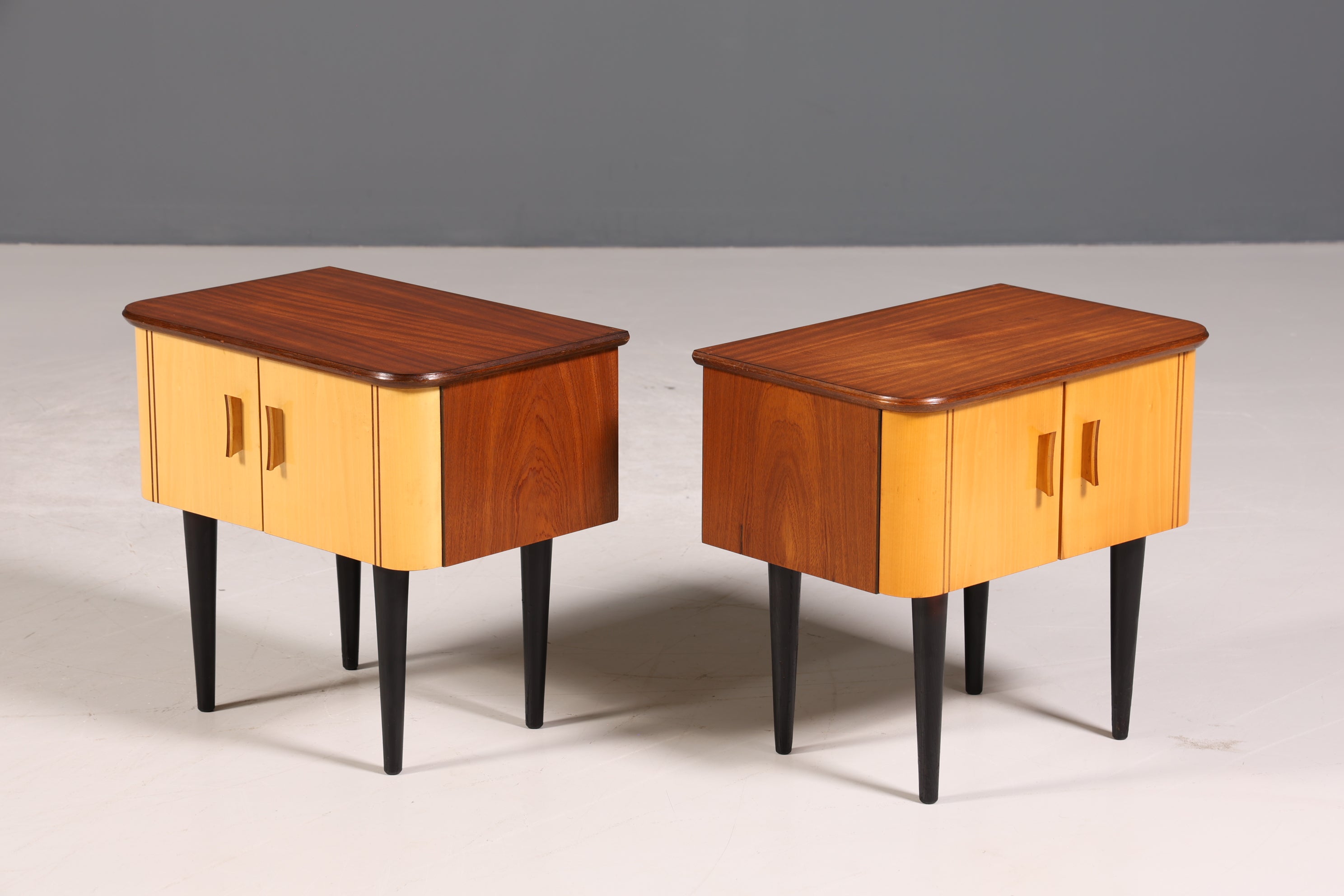 Wunderschöne Mid Century Kommode Vintage Nachttisch Retro Night Stand 2 von 2