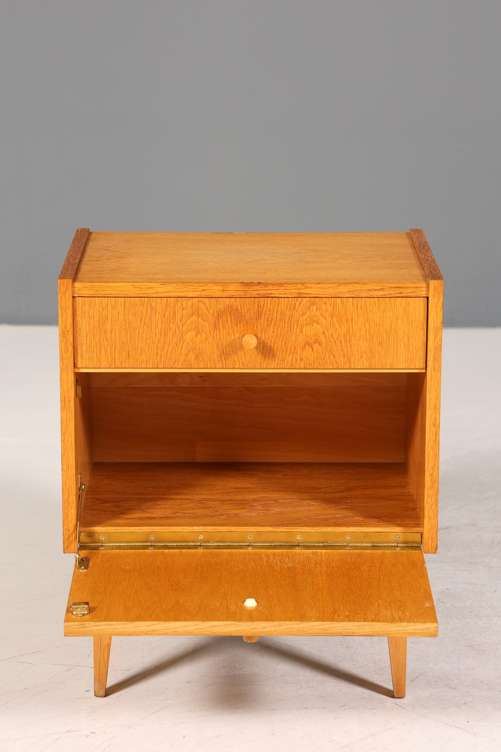 Wunderschöne Mid Century Kommode Vintage Nachttisch Retro Klappschränkchen