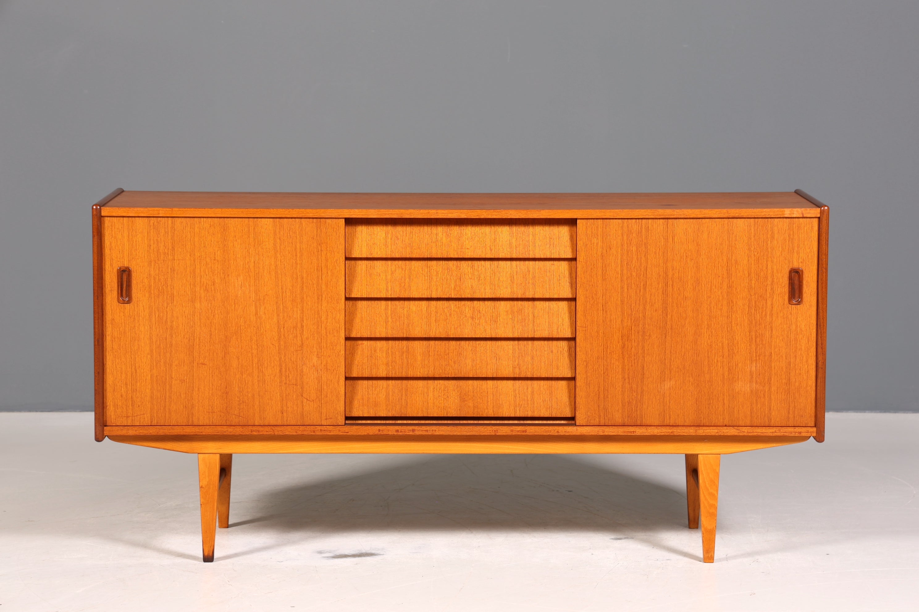 Traumhaftes Mid Century Sideboard Vintage Schrank Schiebetür Kommode TV Schrank 60s