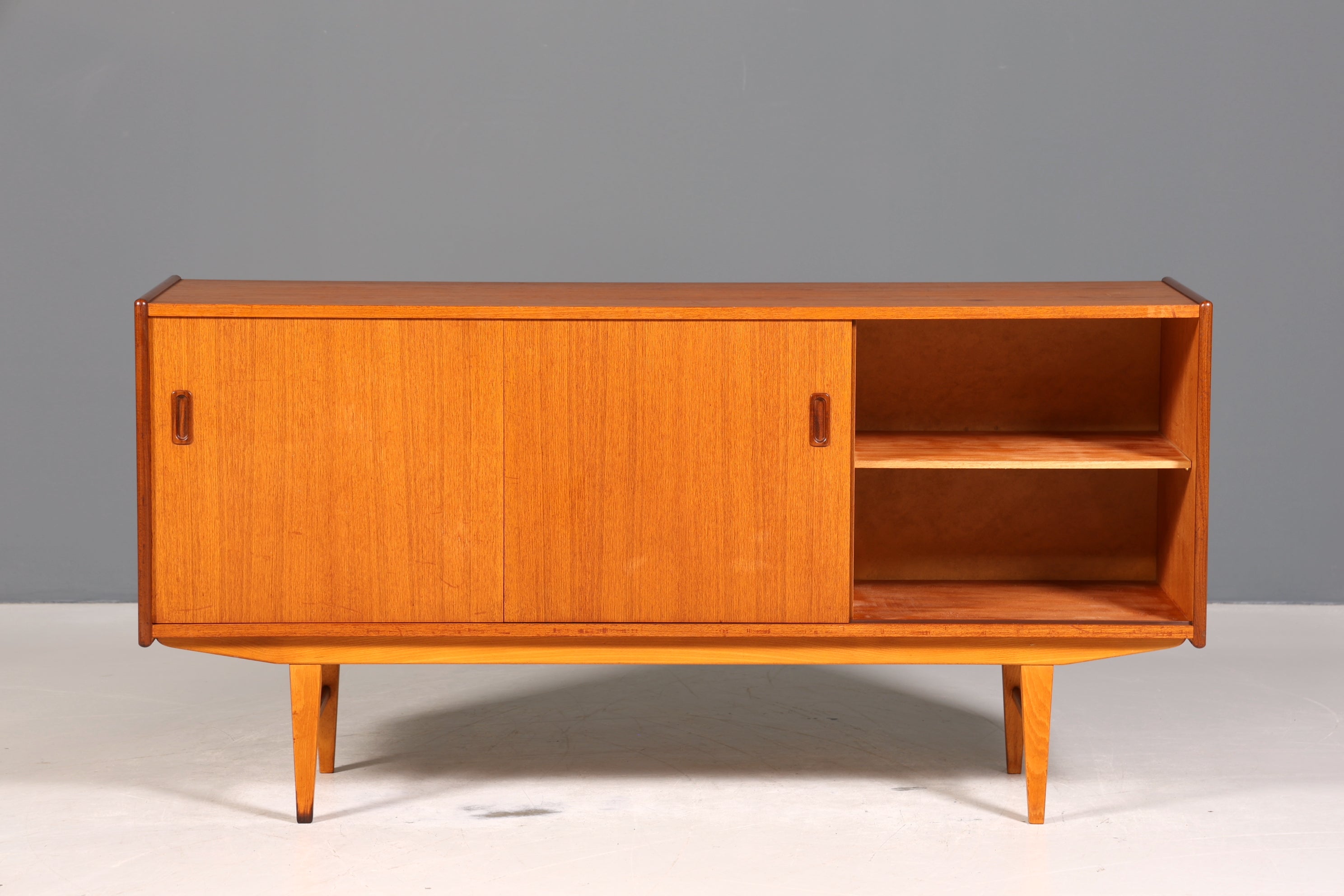 Traumhaftes Mid Century Sideboard Vintage Schrank Schiebetür Kommode TV Schrank 60s