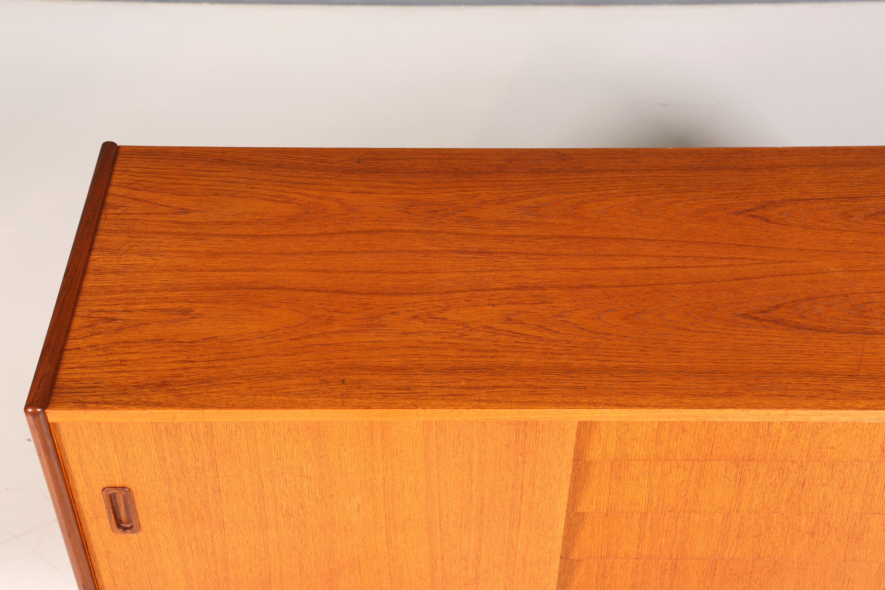 Traumhaftes Mid Century Sideboard Vintage Schrank Schiebetür Kommode TV Schrank 60s