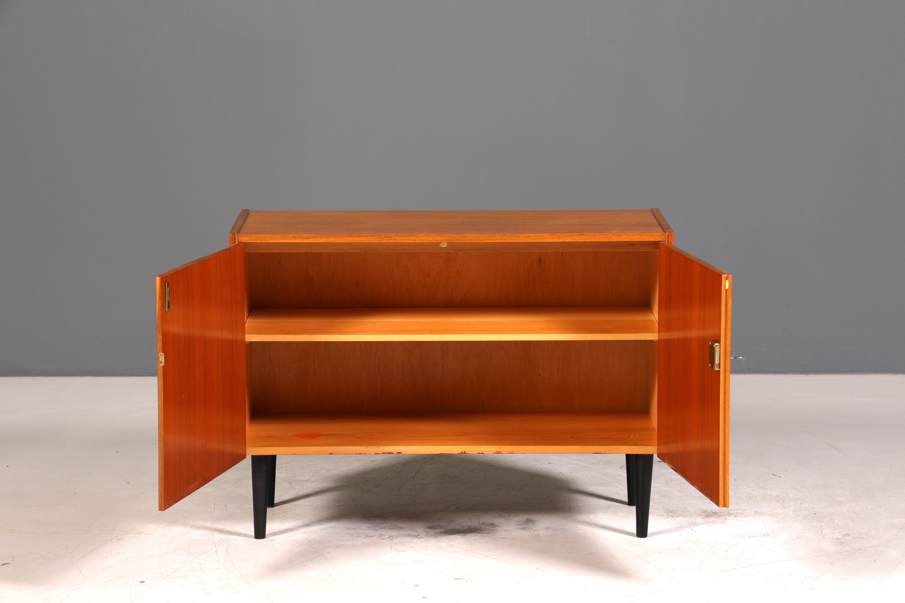 E860 Finish Wunderschöne Mid Century Kommode Vintage Schrank Retro Flur Kommode 60s Regal Sideboard