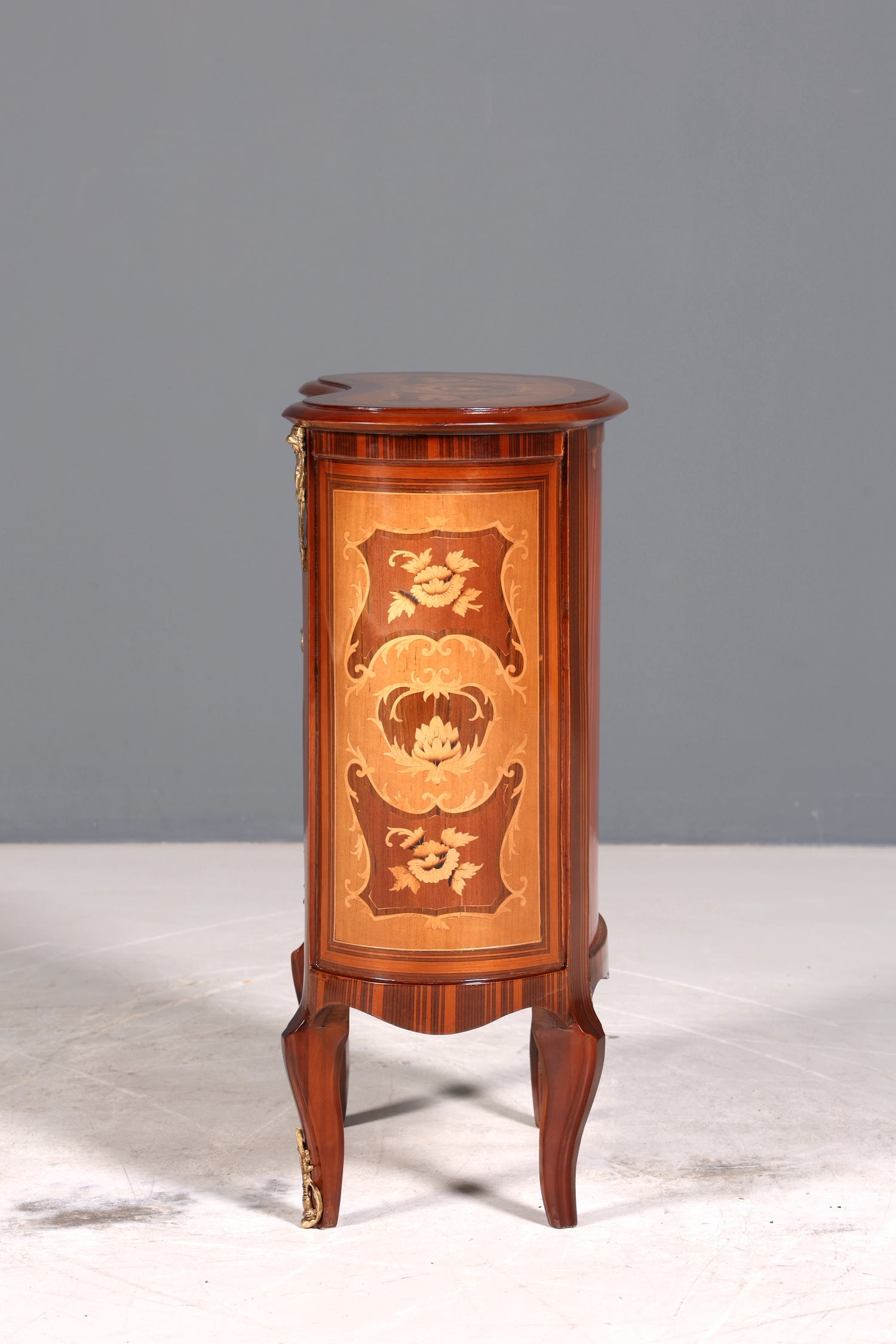 Wunderschöne Barock Stil Kommode Antik Stil Beistelltisch Messing Schränkchen