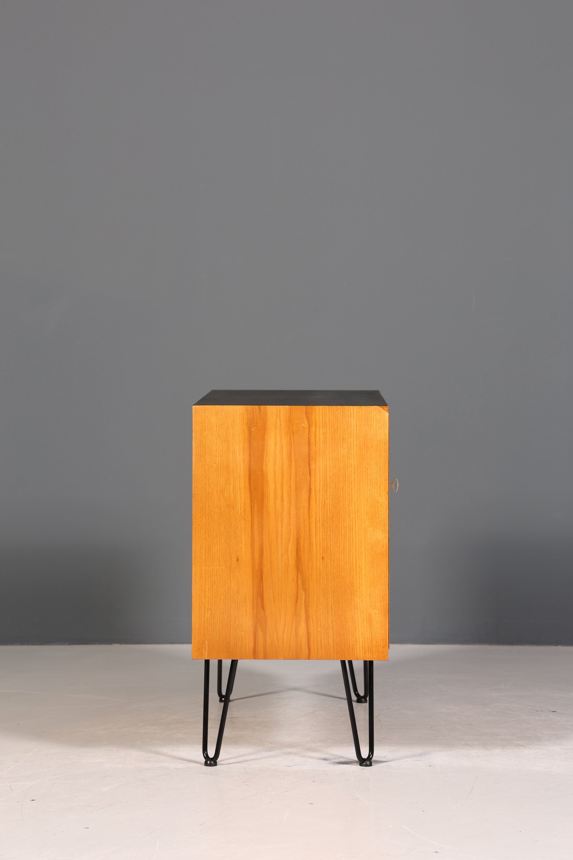 Traumhafter Hellerau Schrank Mid Century Kommode Vintage Sideboard Retro Regal 1 von 2