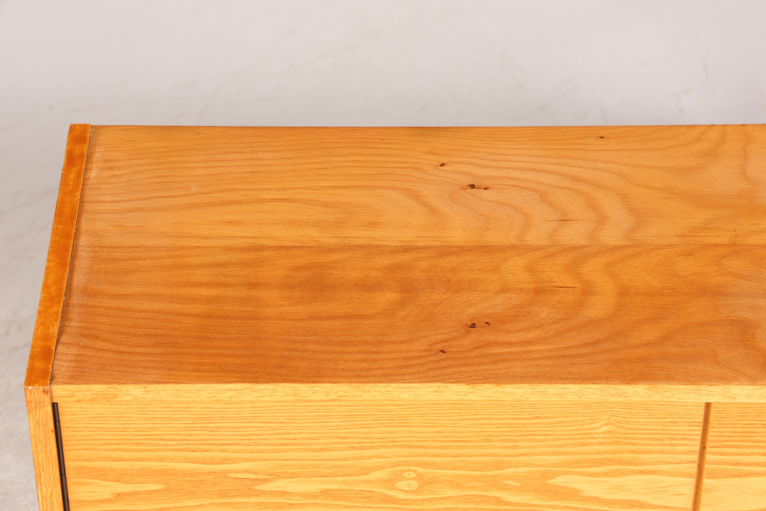 Stilvoller Original Hellerau Schrank Joachim Nebelung 430 Bauhaus Sideboard Retro Kommode 2 von 4