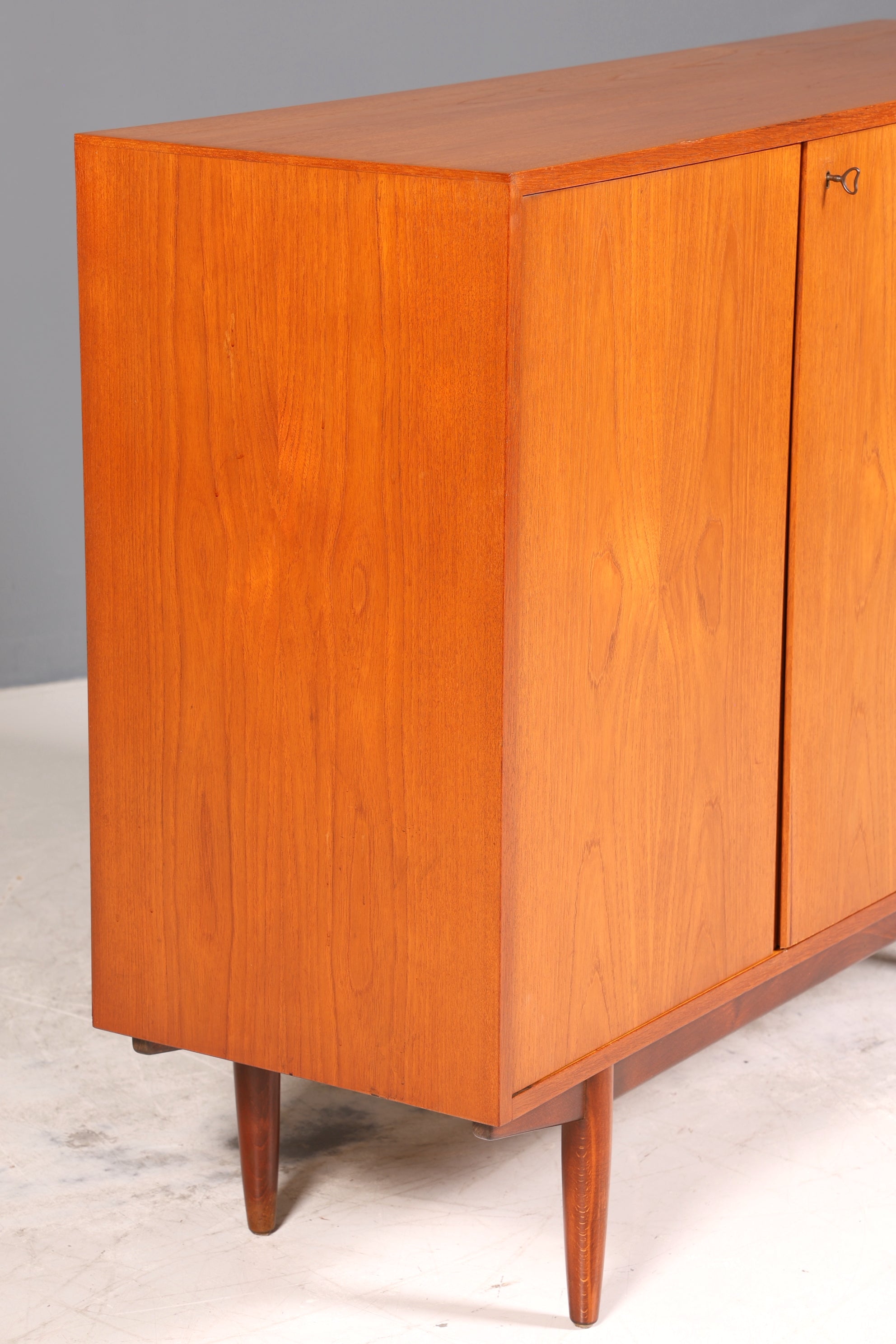 Wunderschönes Mid Century Highboard Teak Holz Schrank Büro Kommode 60er Jahre