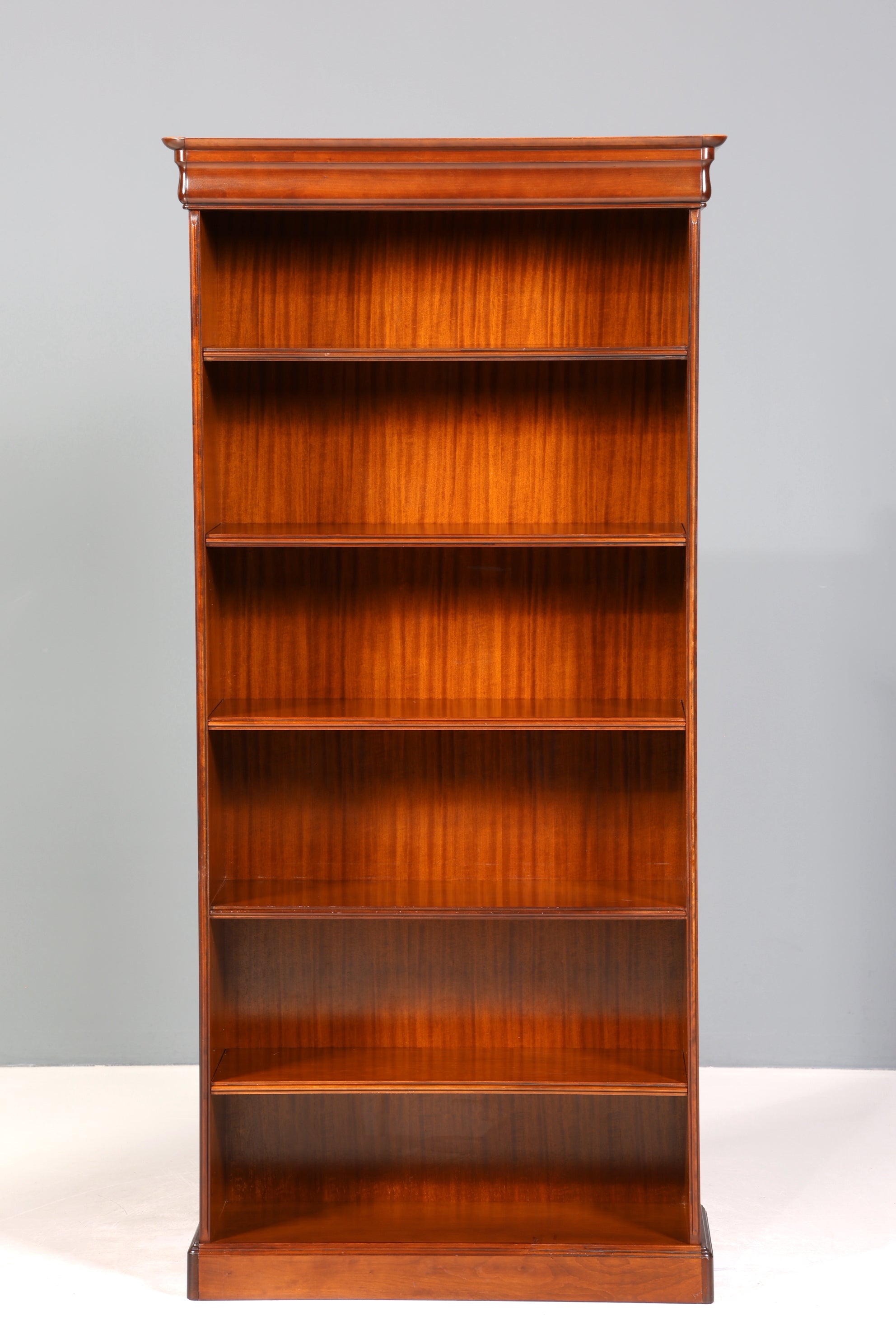 Wunderschönes Original Grange Bücherregal Antik Regal Made in France Bookshelf Buchablage 60s 1 von 3