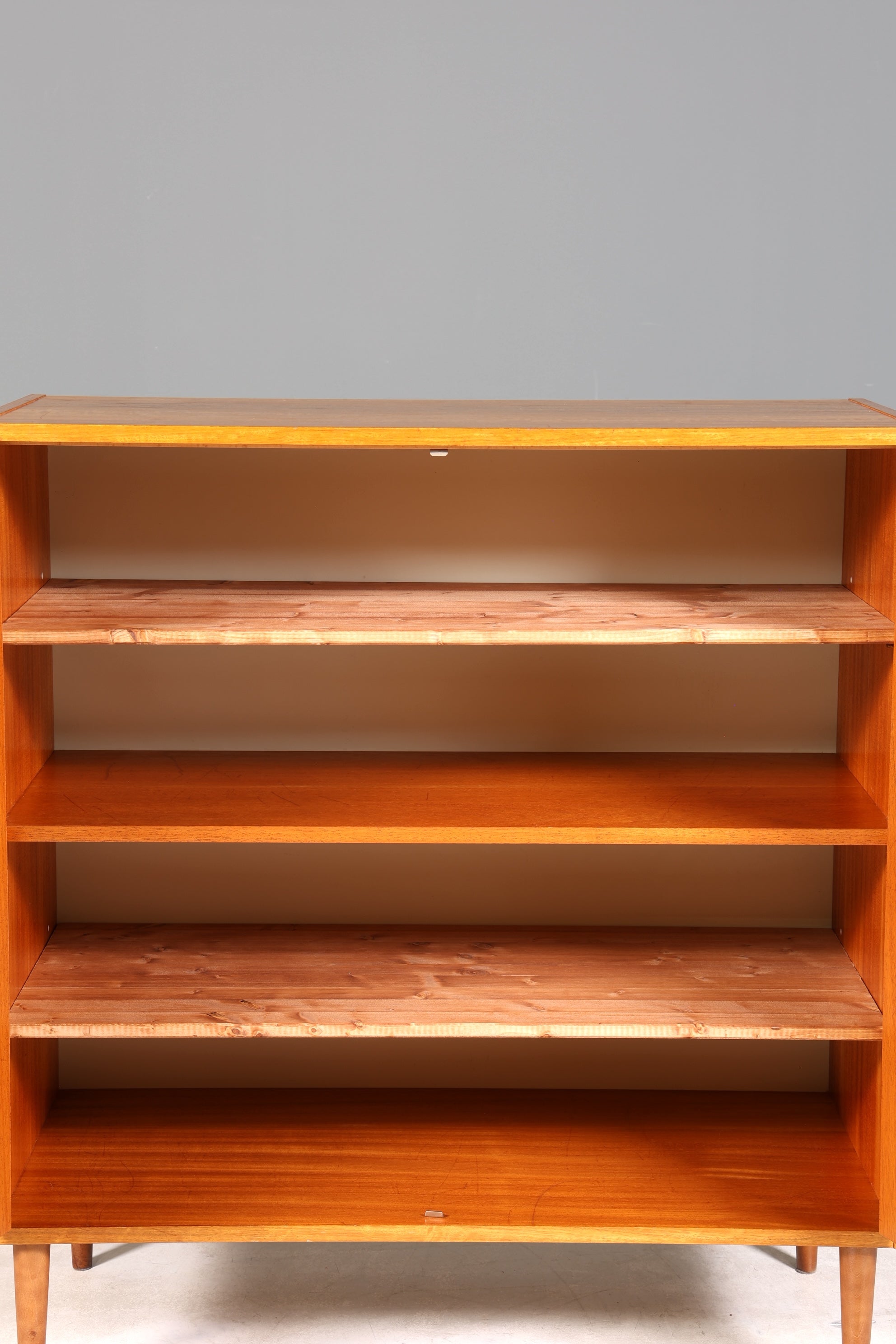 Wunderschöner Mid Century Schrank 60er Jahre Wäscheschrank Aktenschrank Kommode Kleiderschrank