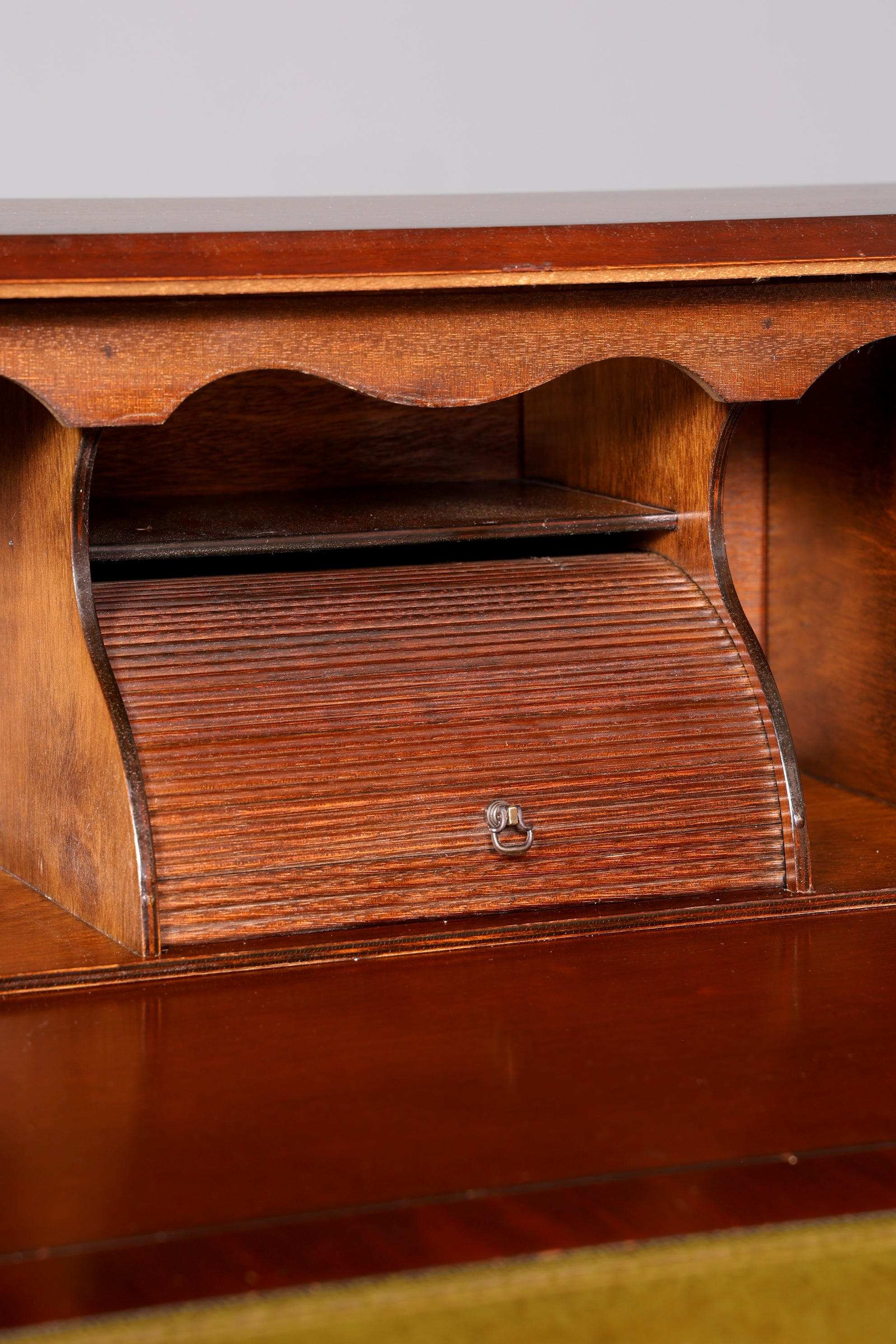 Wunderschöner Englischer Sekretär Mahagoni Schreibkommode Echt Lederauflage Schreibtisch Kommode Vintage