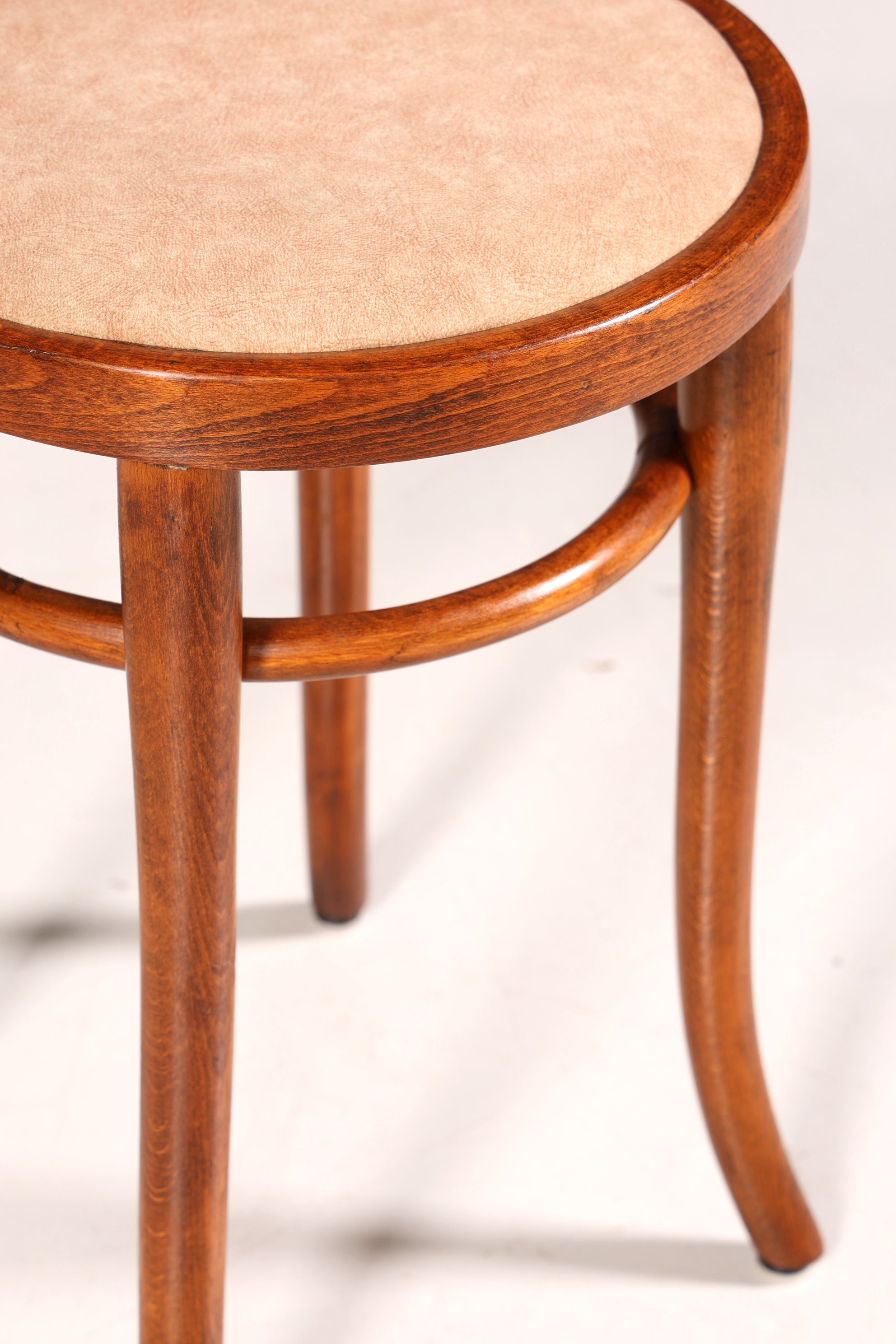 Wunderschöner Hocker Bugholz Stuhl Thonet echt Holz Klavierhocker