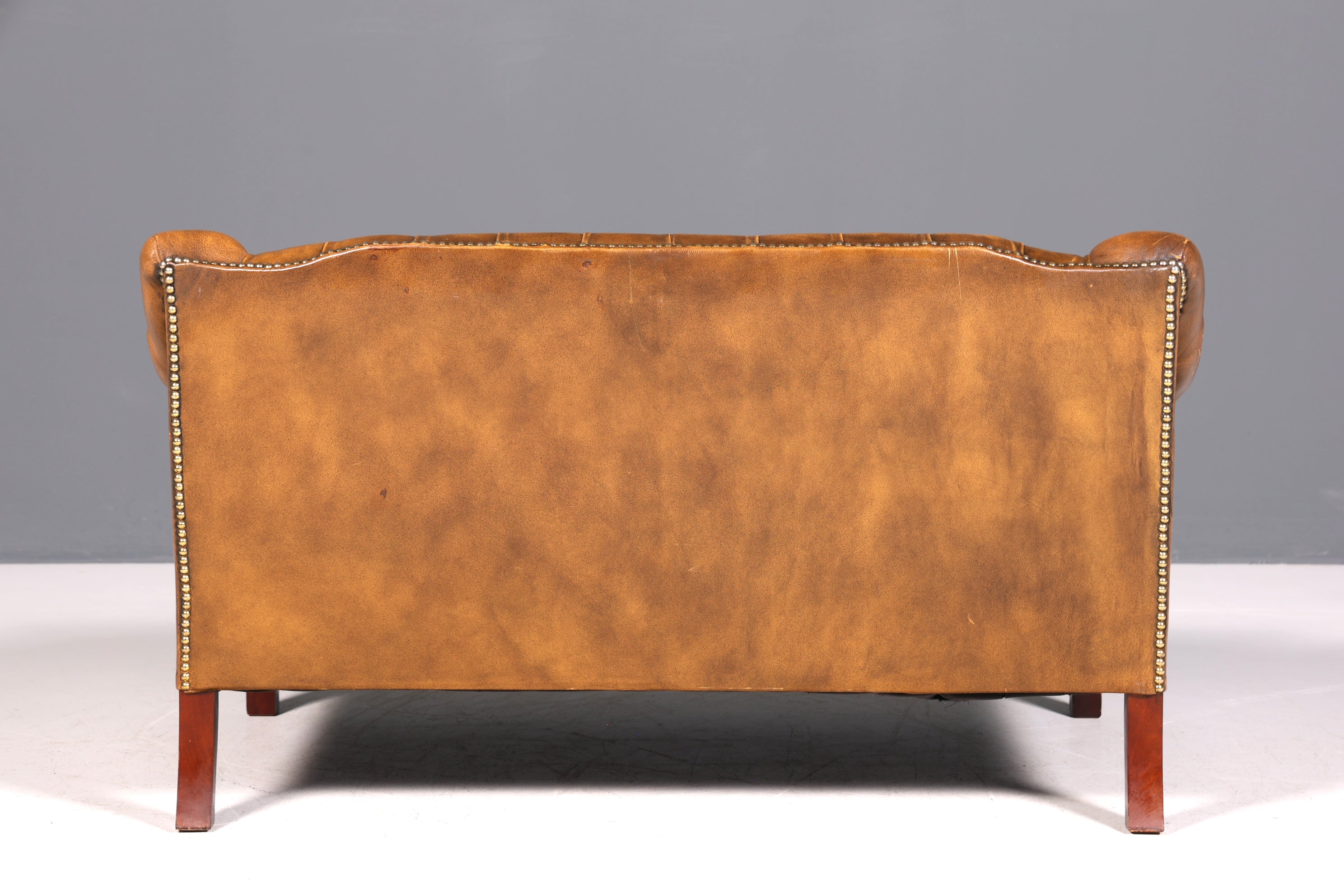 Wunderschönes seltenes Original Chesterfield Sofa 2-Sitzer Couch England Polstersofa