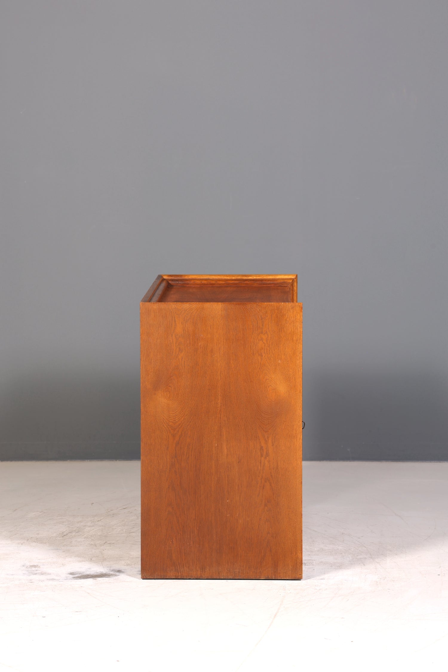 Wunderschöne Art Deco Stil Schrank um 1940 Sideboard Flurschrank TV Schrank