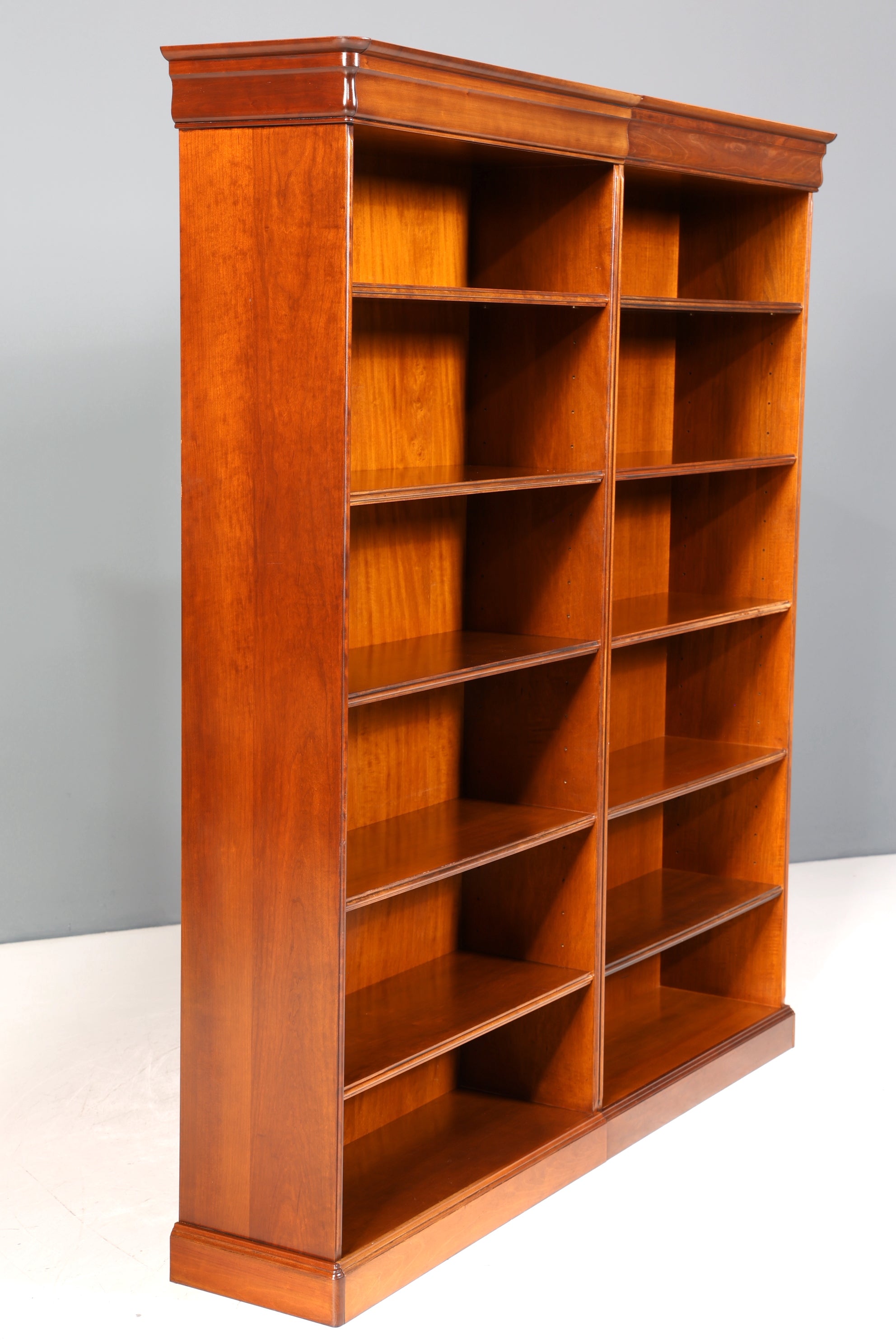 Wunderschönes Original XXL Grange Bücherregal Antik Regal Made in France Bookshelf Buchablage 60s
