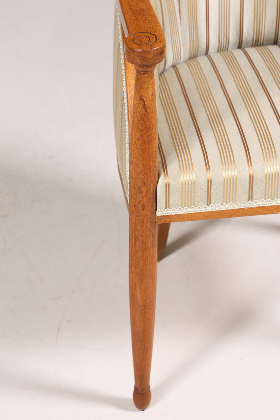 Wunderschöner Selva Stuhl Sekretär Armlehnen Sessel Borghese Antik Stil 2 von 2