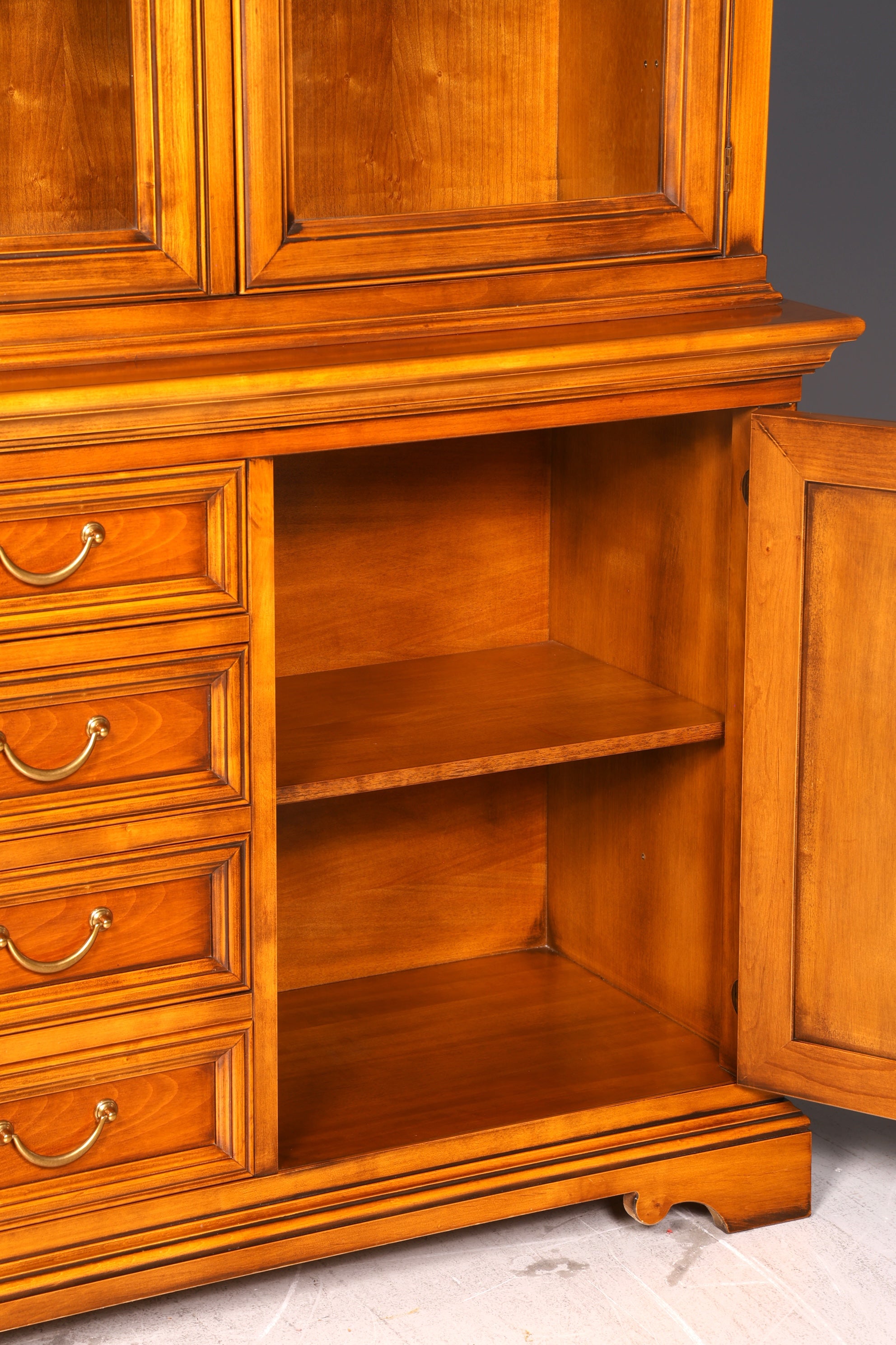 Gorgeous Original Selva Display Cabinet Cherry Wood Buffet Library Antique Style Cabinet Crockery Cabinet Italian Furniture
