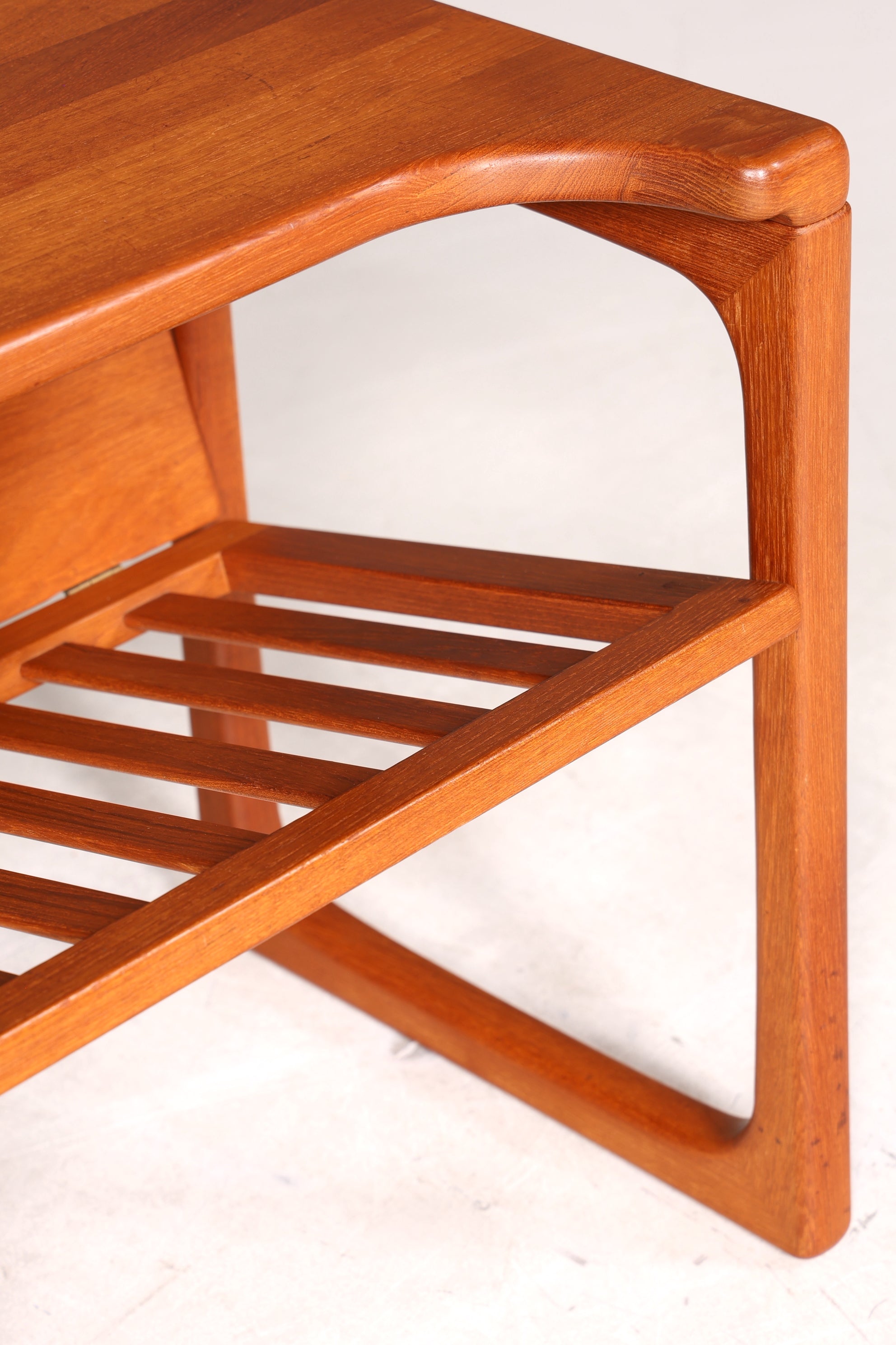 Traumhafter Mid Century Beistelltisch Made in Denmark Tisch BR Gelsted Ablagetisch Teak Holz Nachttisch 60s 70s