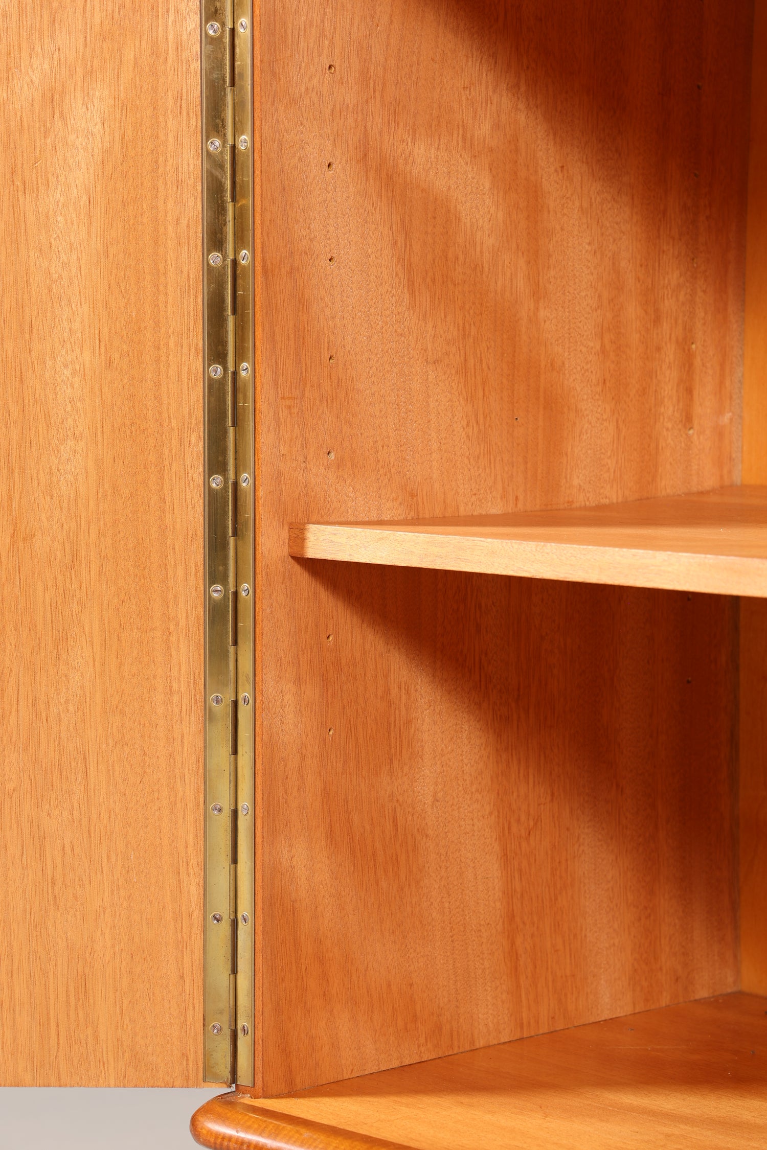 Wunderschönes Mid Century Highboard echt Holz Schrank Büro Kommode 60er Jahre