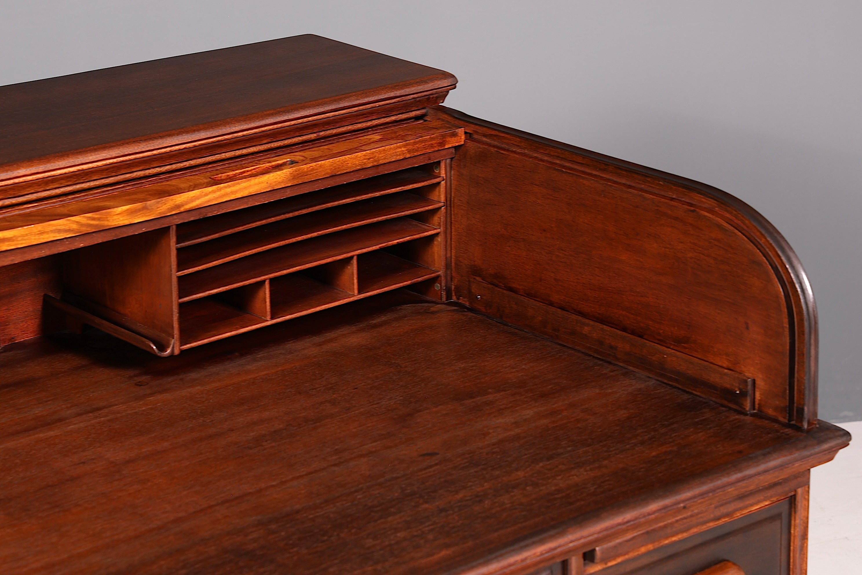 Wunderschöner Sekretär im Bauhaus Stil Rollladen Sekretär Art Deco Schreibtisch Office Table
